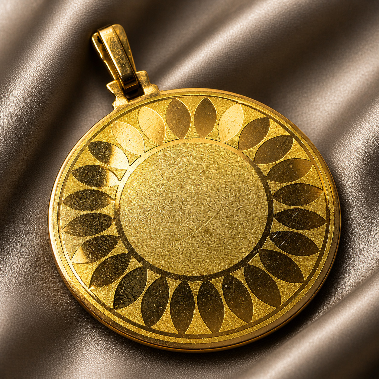 Antique 18K Gold Enamel Virgin Mary Medal Art Deco 1930 Religious Pendant Rare