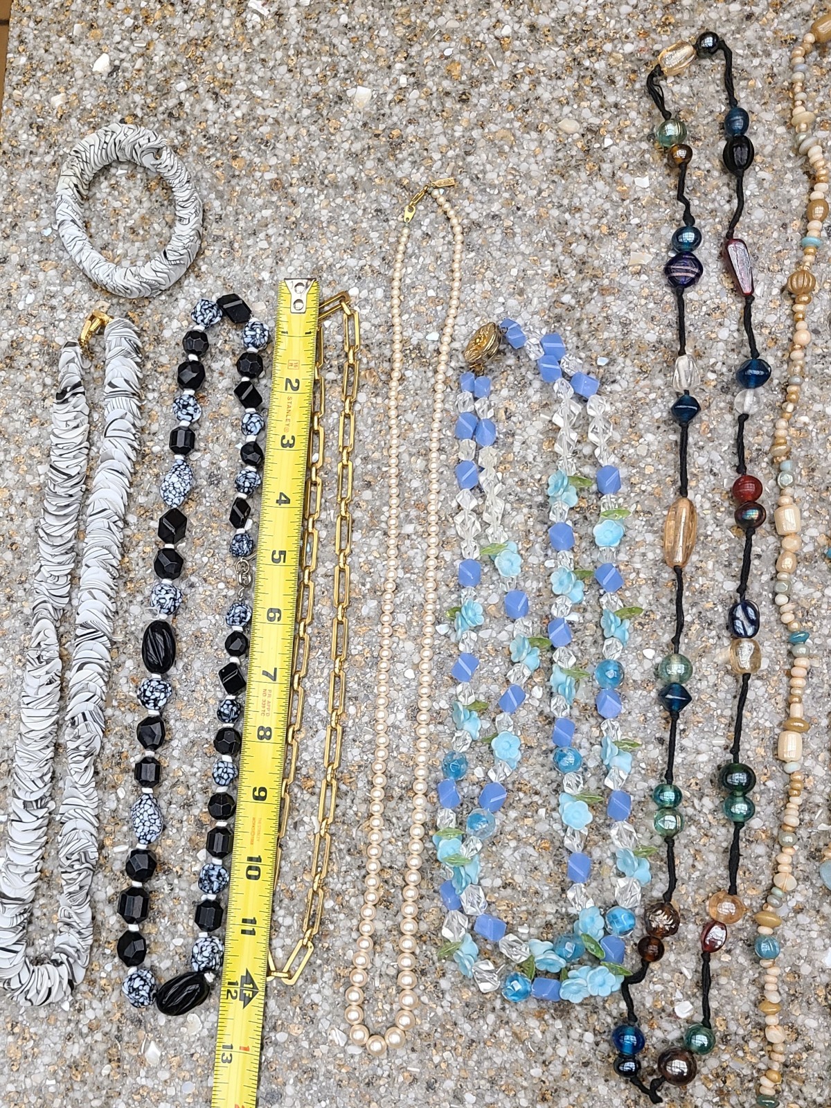 Vintage Costume Jewelry Lot Necklace Bracelet Earring Beaded Glass Pearl Gold Cl