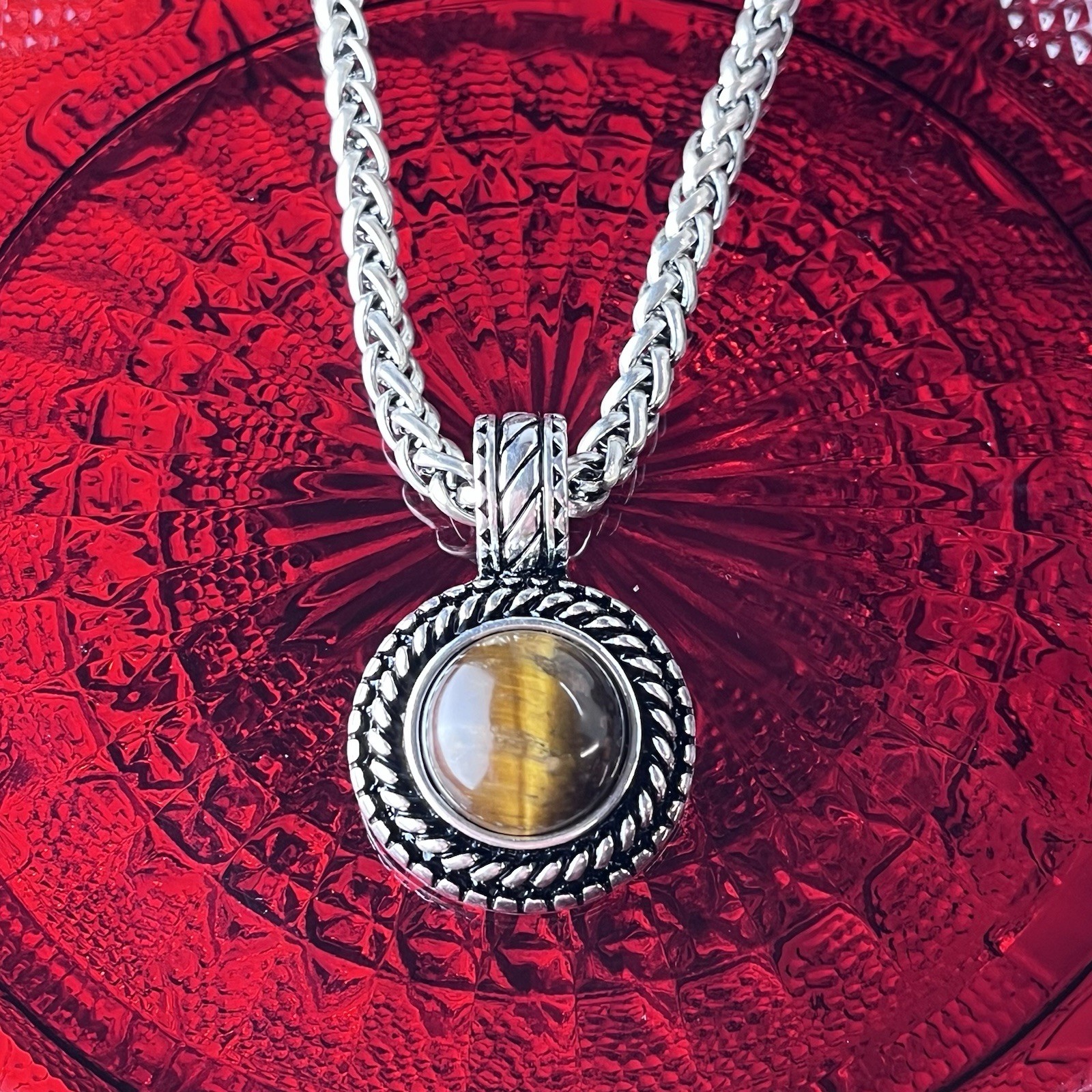 Vintage 18” Double Curb Chain Necklace – Brown Glass Cat’s Eye Pendant – 1990s