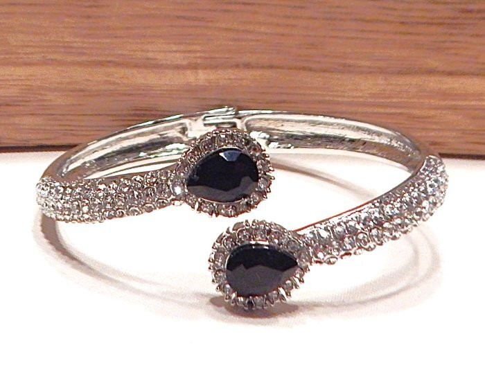 Retro Vintage Pave Rhinestone Bypass Cuff Bracelet MONET NWOT S42