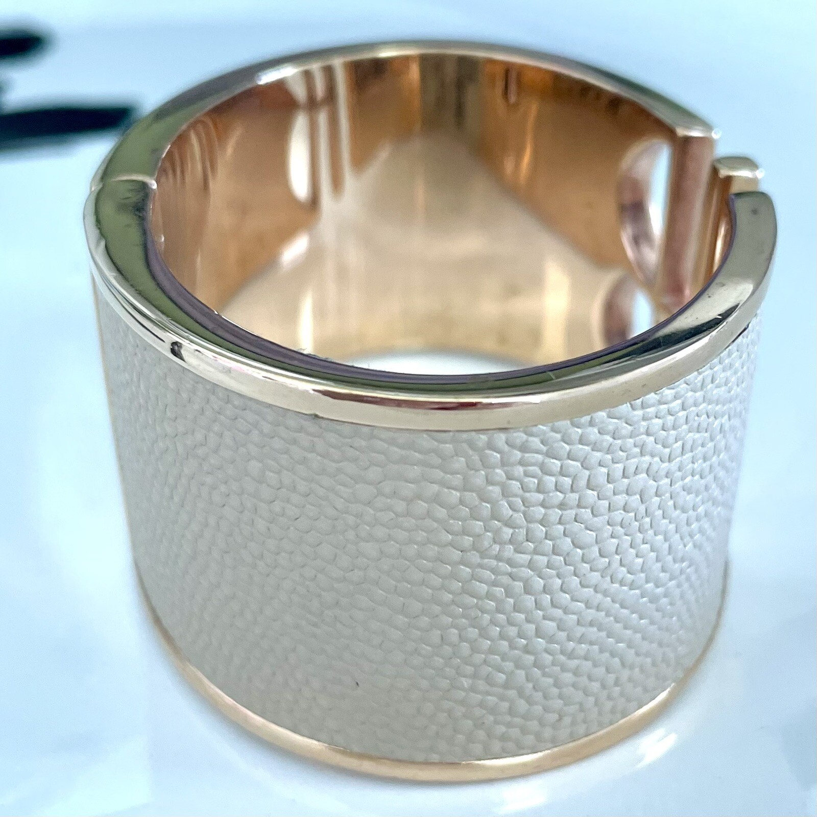 NWT RARE HENRI BENDEL NYC HB Logo GOLD Cuff Beige Leather Crystals Bracelet