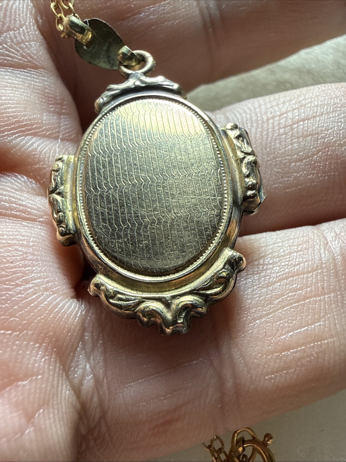Necklace Locket Victorian 100 Years Old Gold Filled Vintage 17” Gold Fill Chain