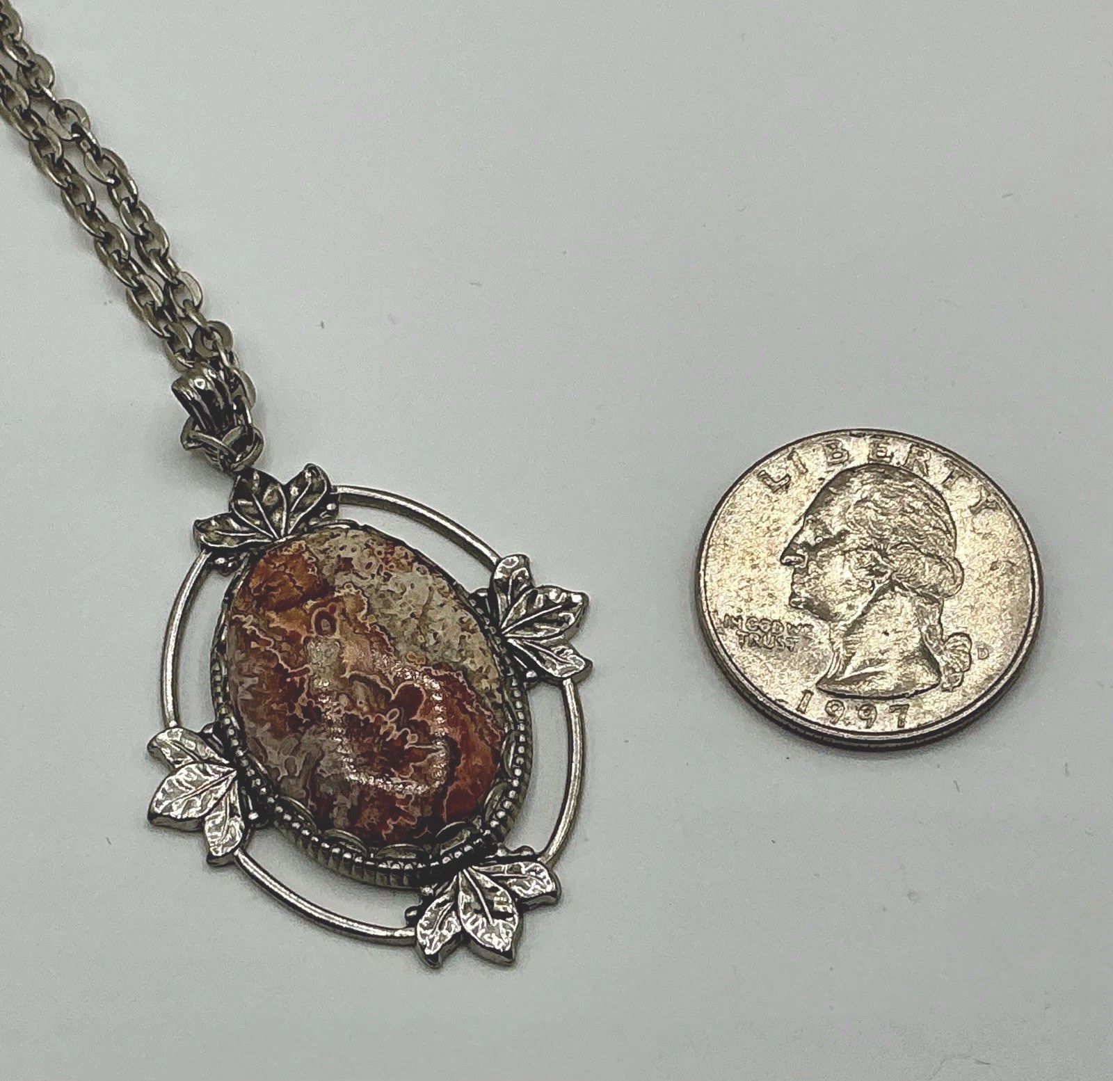 Vintage Lace Agate Pendant Silver Metal Ornate Setting With Chain
