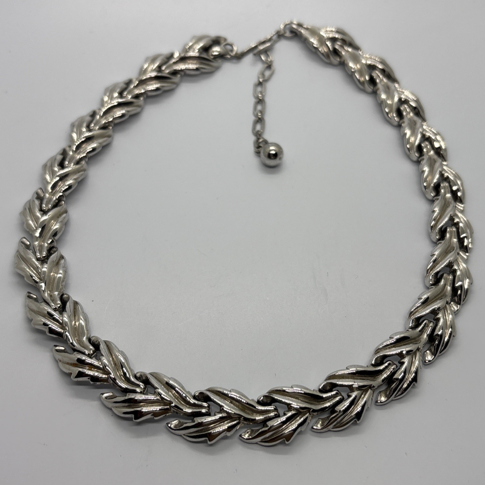 Choker Necklace Silver Tone Trifari Patent Pending Leaf Vintage Mid Century