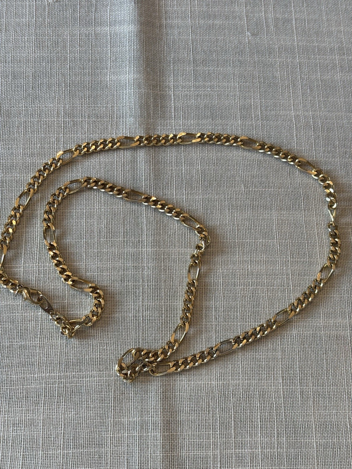 Vtg Gold Plate 24 Inch Figaro Chain Necklace Lobster Claw Clasp Excellent