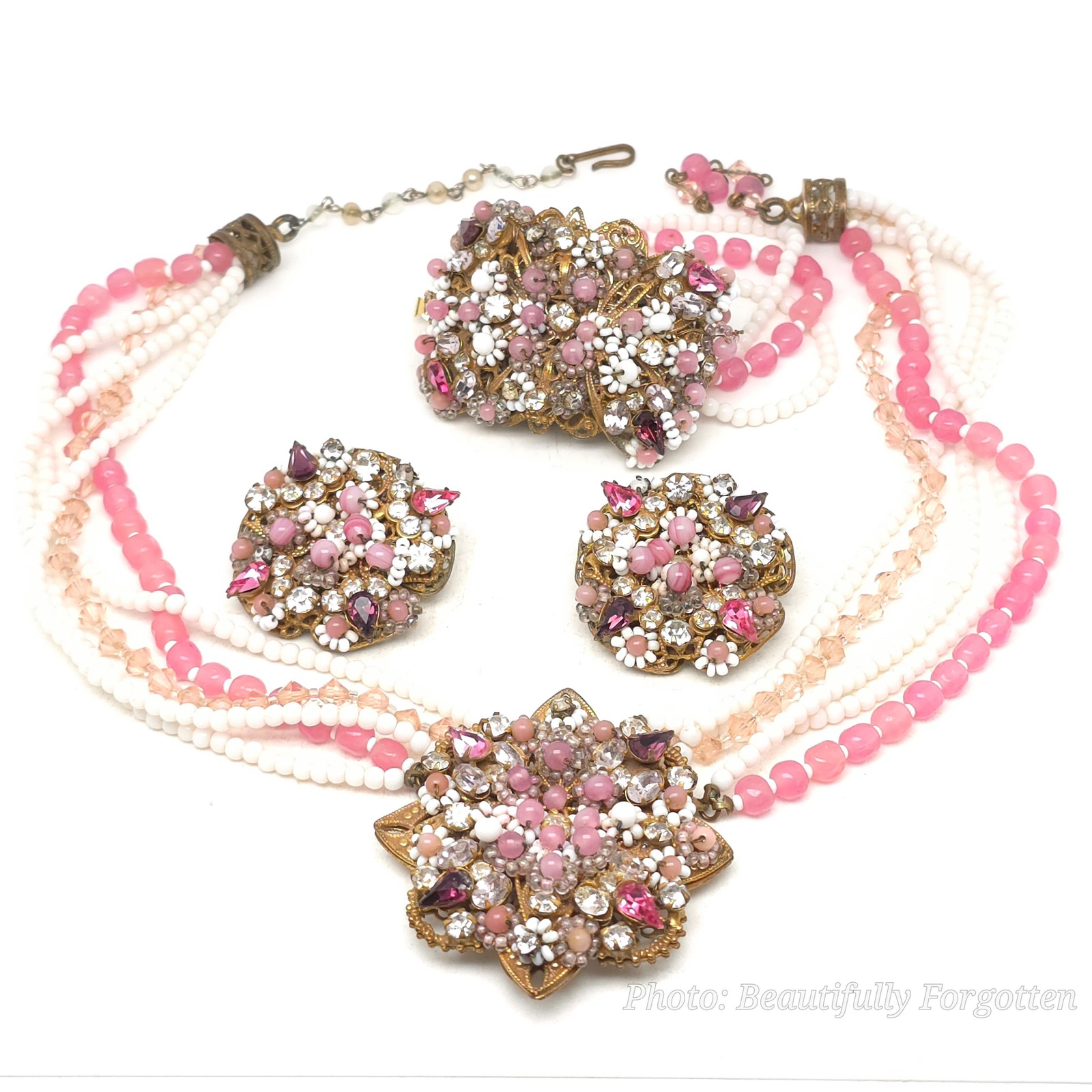 Signed ROBERT 1950s Parure Pink, Purple, White Necklace, Bracelet & Earrings Se
