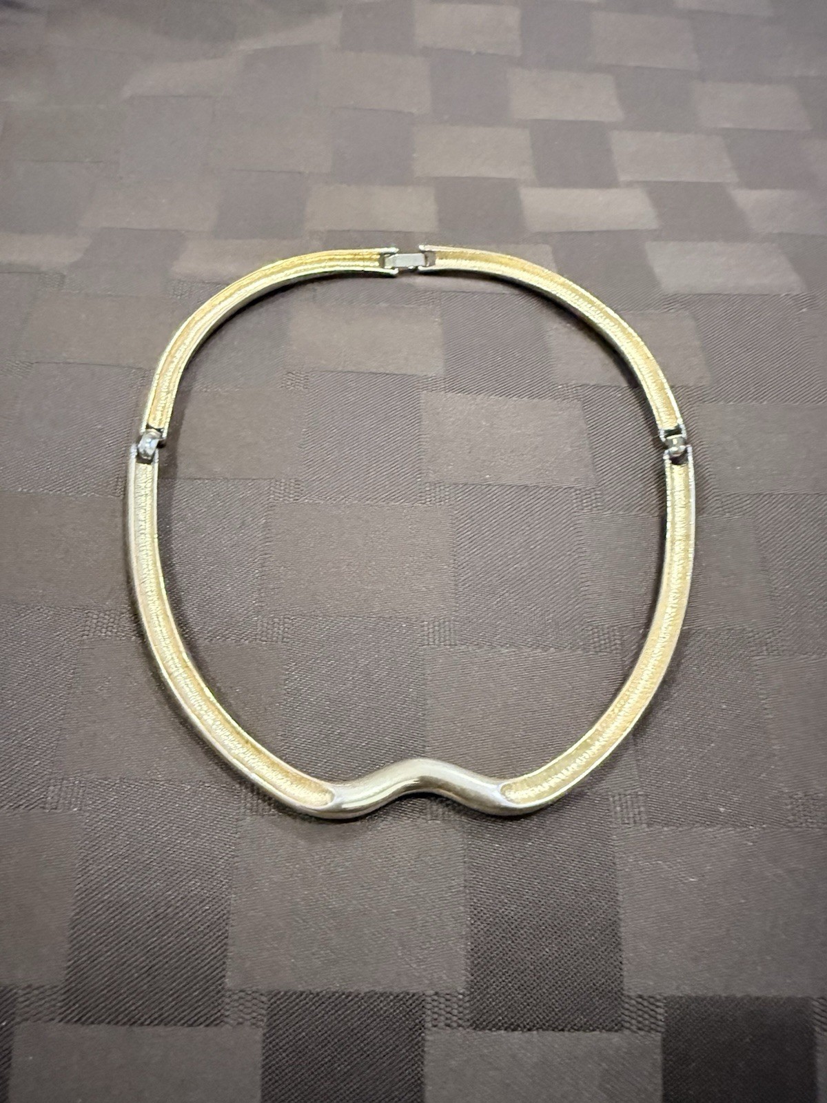 Vintage Heavy Gold Tone Mirror FINISH Hinged Wave Collar Choker Necklace – 68g