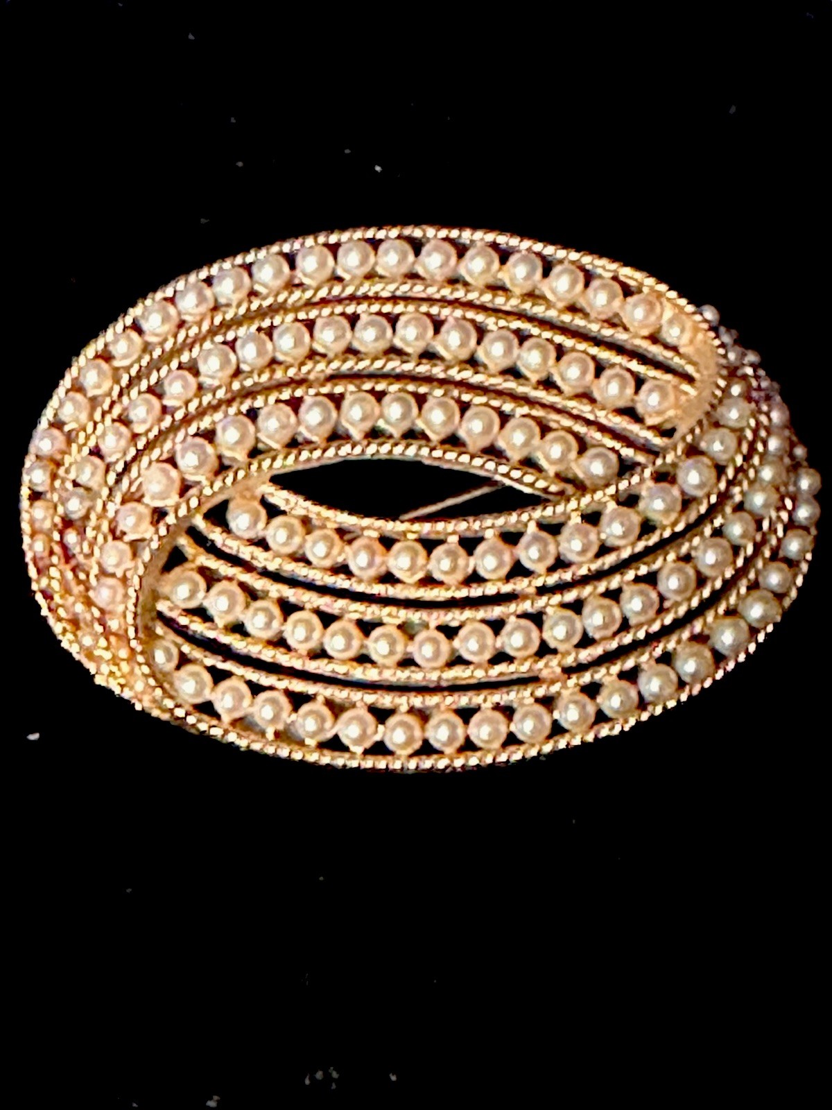 Vintage Crown Trifari Gold Tone Faux Pearls Oval Triple Loop Brooch Pin 2”x1.5”