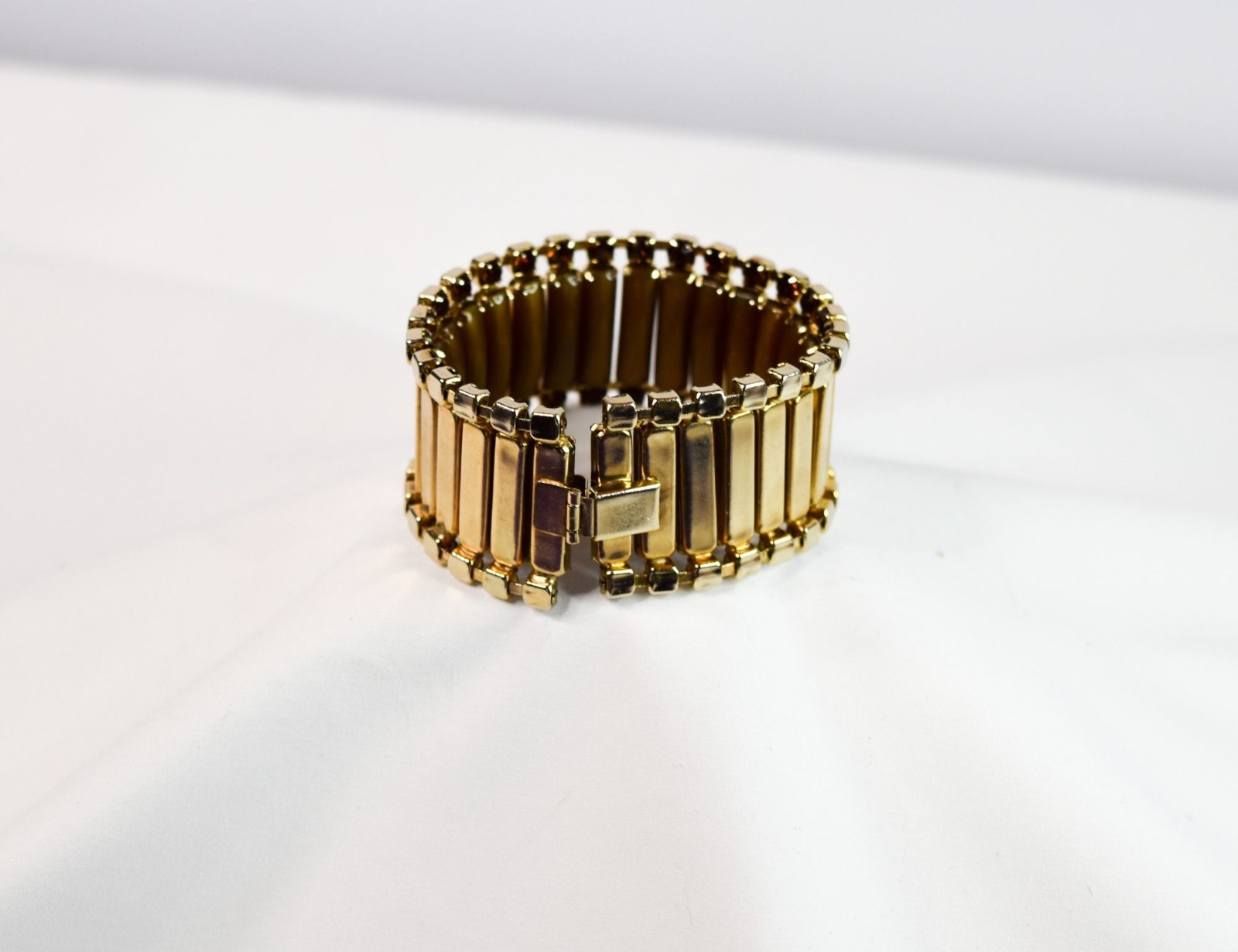 Vintage Brown Rhinestone Gold Tone Bracelet
