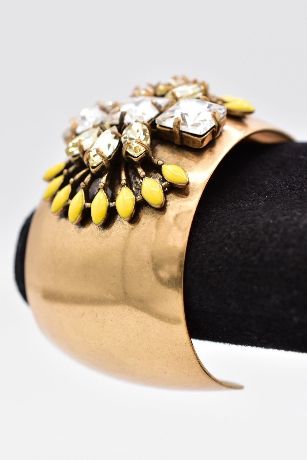 Stella & Dot Crystal Gold Cuff Bracelet Yellow Enamel Statement Wide Y2K BinBR