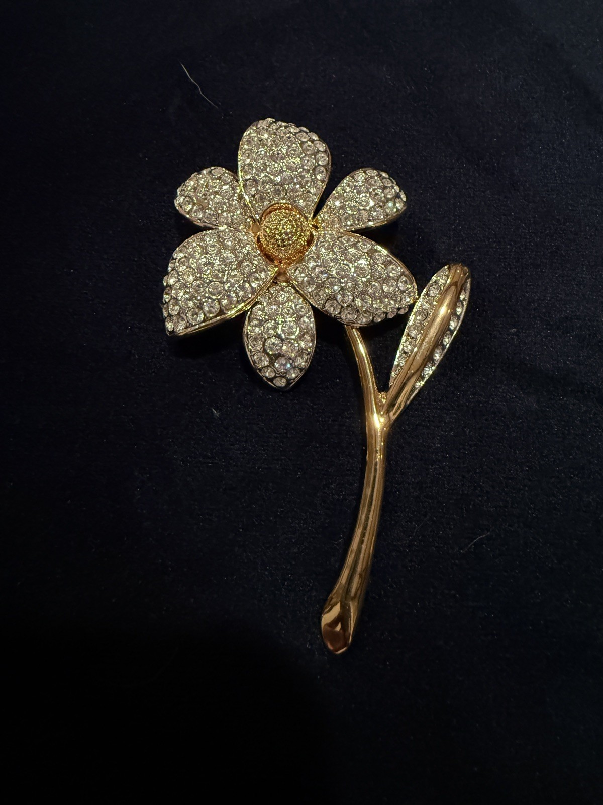 Vintage 60’s CIRO Brooch Pin Daisy Rhinestone Flower Gold-tone Finish High End