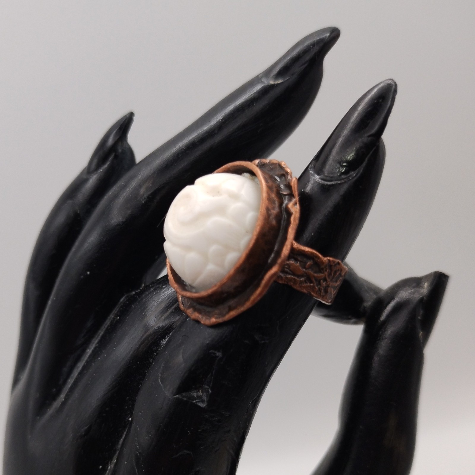 Adjustable Brutilist Style Copper Plated Ring w Vintage Opalescent Carved Stone
