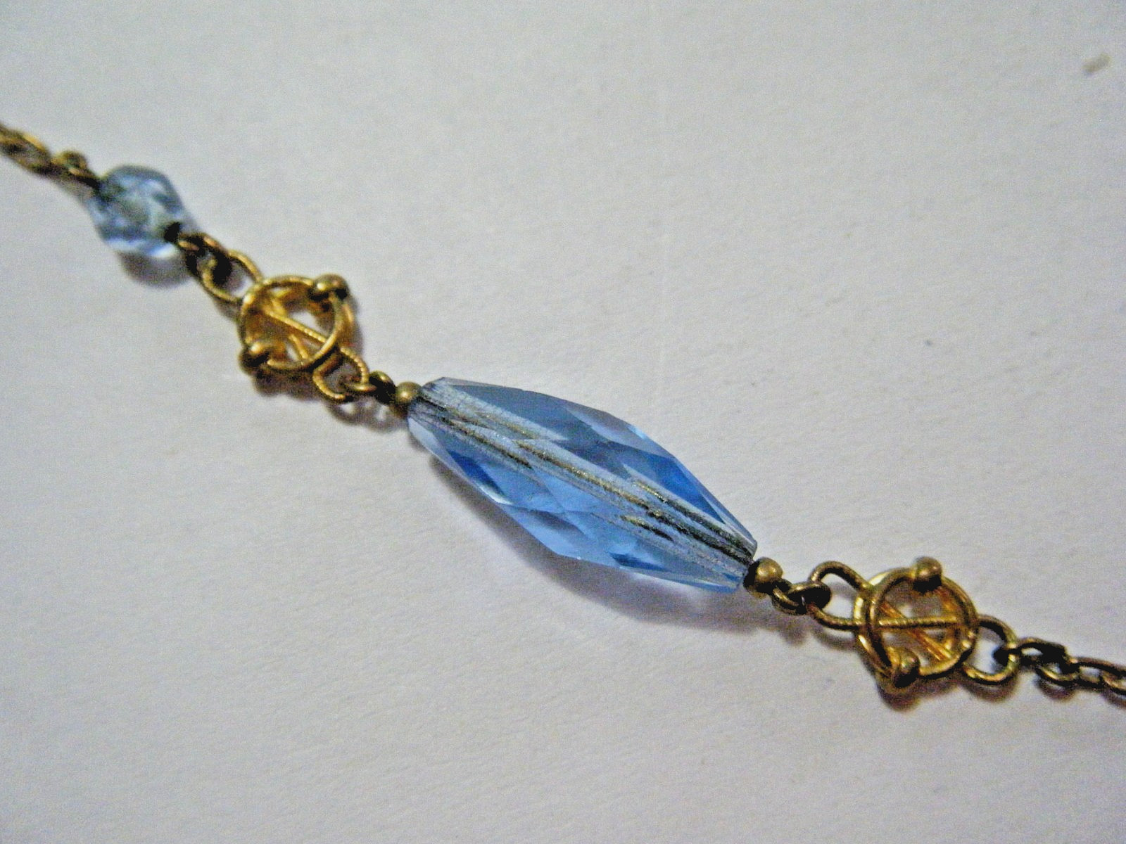 17″ Vintage 40s Czech Aqua Blue Crystal Gold Tone Festoon Lavalier Necklace