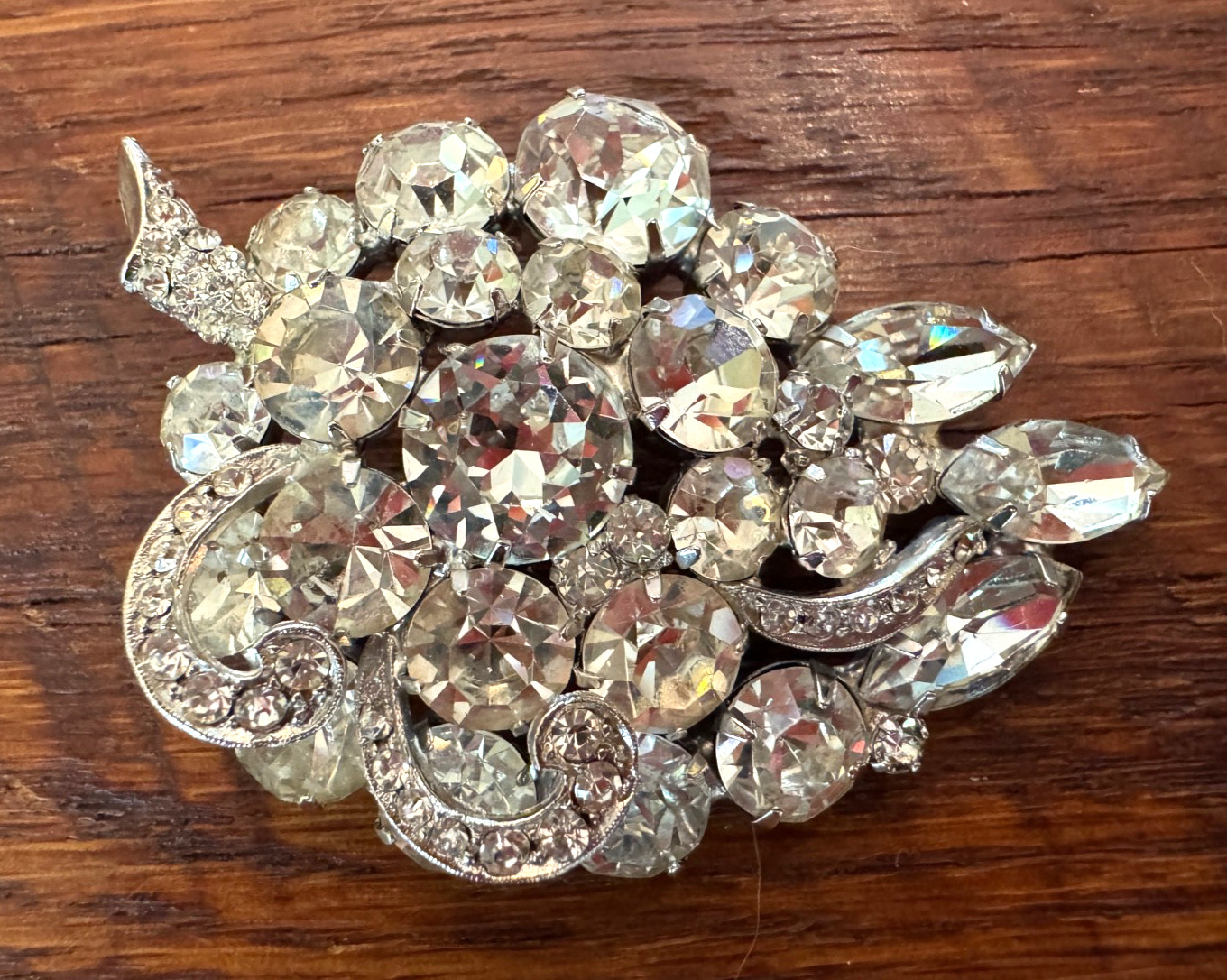 VTG Weiss Brooch Rhinestone Grapes Cluster Pin Silver Tone MCM 1950s 60s Costume