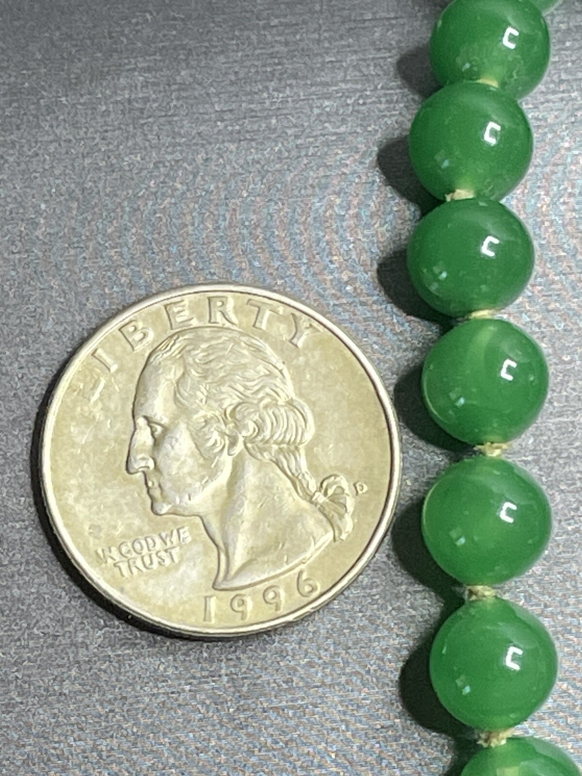 1930’s 8.4mm Hand Knotted Green Glass Beads 12k Gf Clasp Vintage 24” Gorgeous