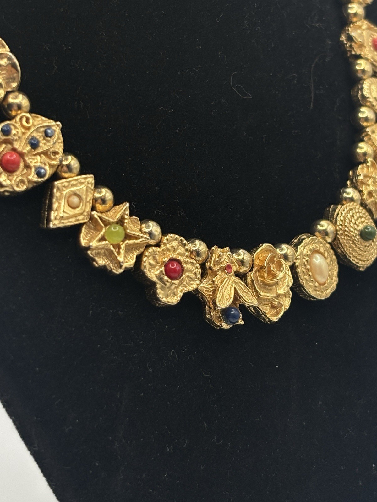 RARE Vintage Unsigned Goldette Victorian Revival Sliding Charm Necklace 16″