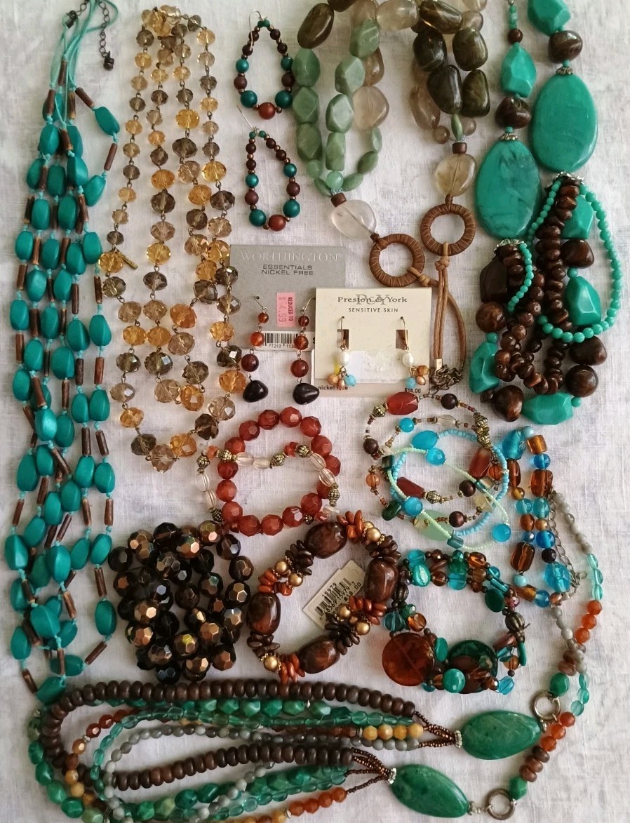 VTG Jewelry Lot Turquoise Green Earthy Colors Boho Necklaces Bracelets Resellers