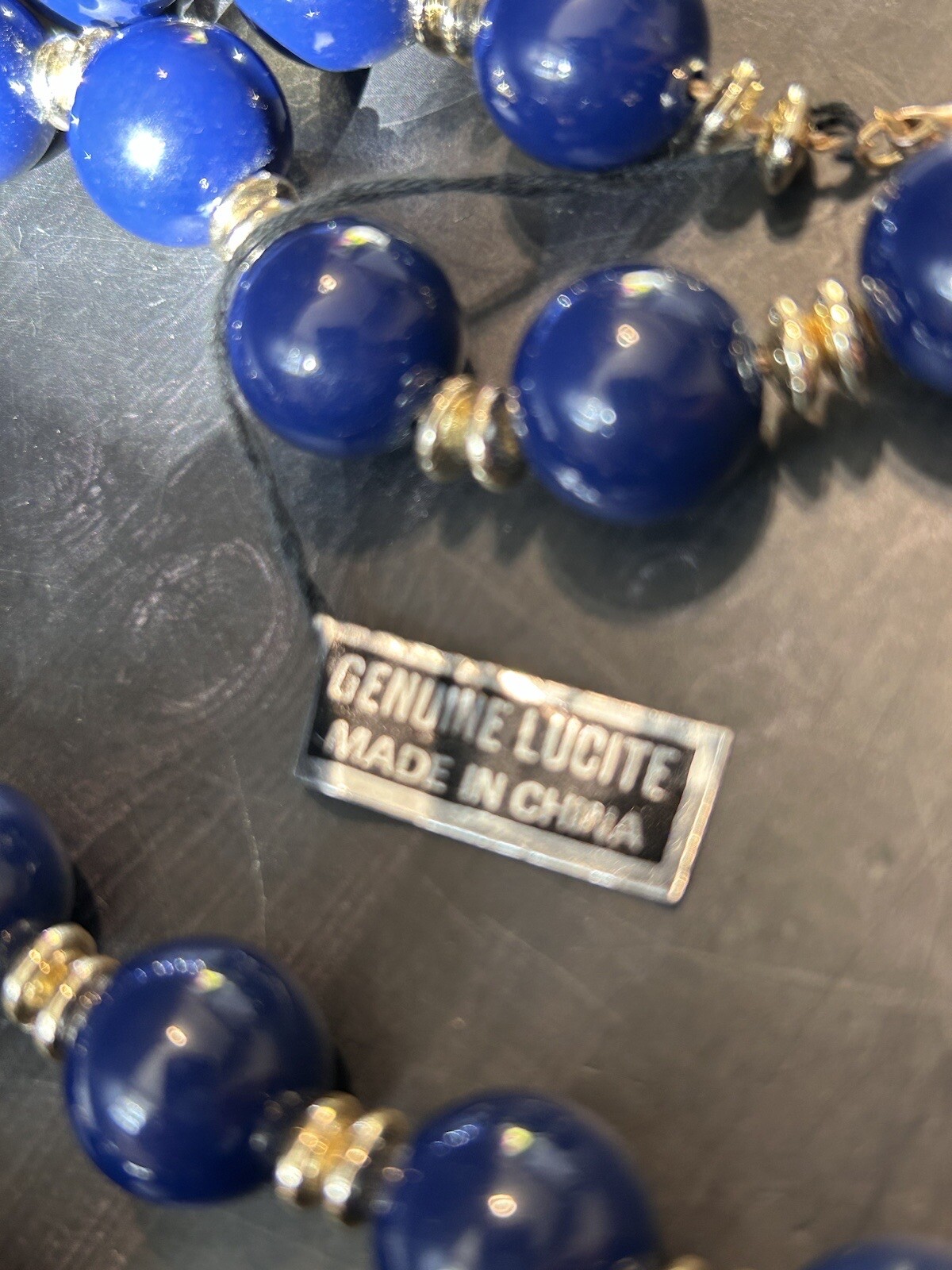 Vintage blue genuine lucite necklace Dark Blue BEAUTIFUL! Made In China! 15”