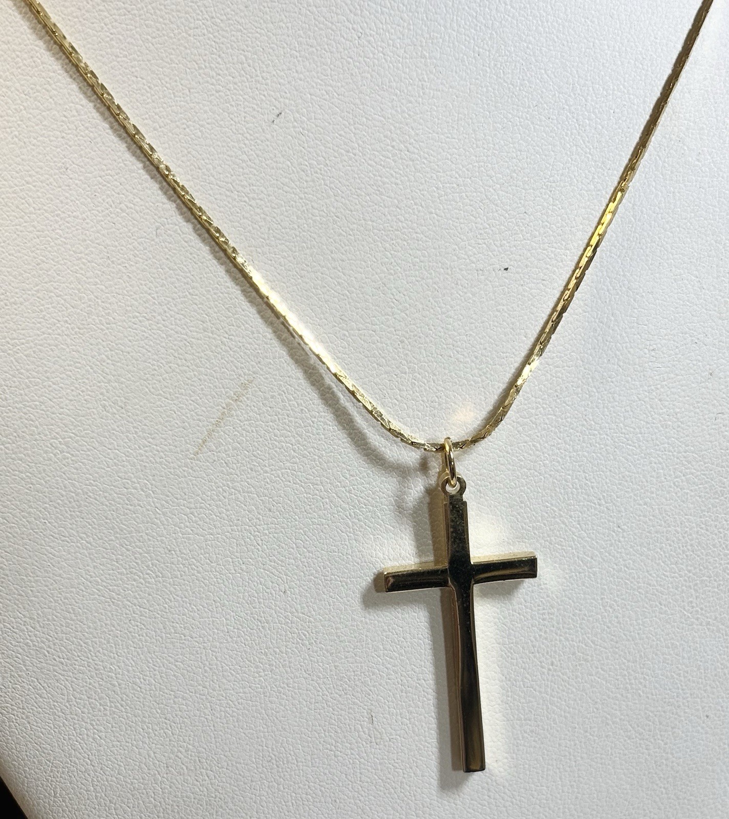 Vintage New Old Stock Yellow Gold Plate Cross Necklace 18” 3/4” x 1 1/2”