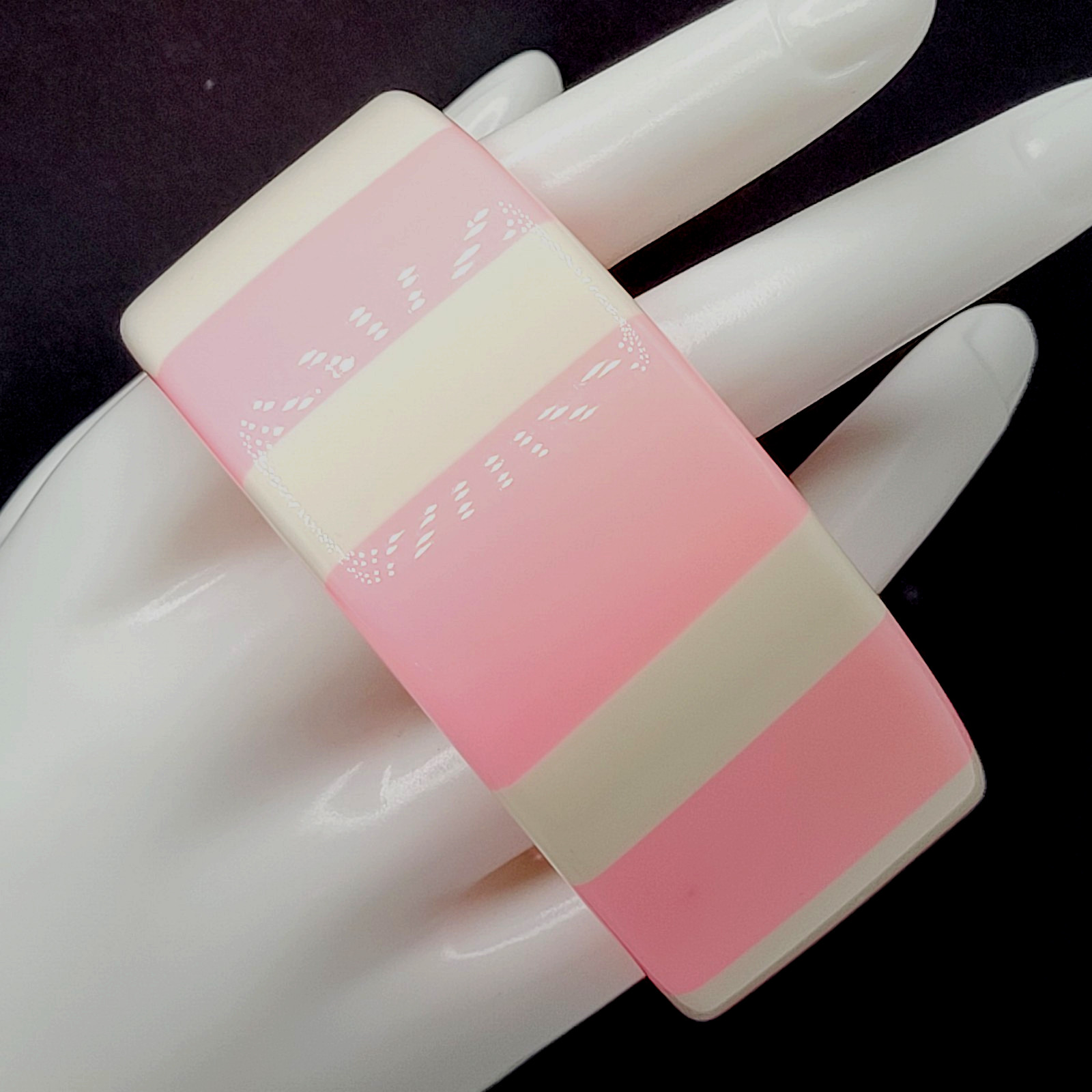 Bright Bubble Gum Cotton Candy Cream Stripe Chunky Acrylic Vtg Bangle Bracelet
