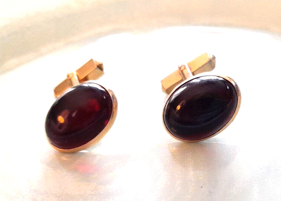 Vintage 1980’s SWANK Dark Red Clear Center Gold Tone Cufflinks