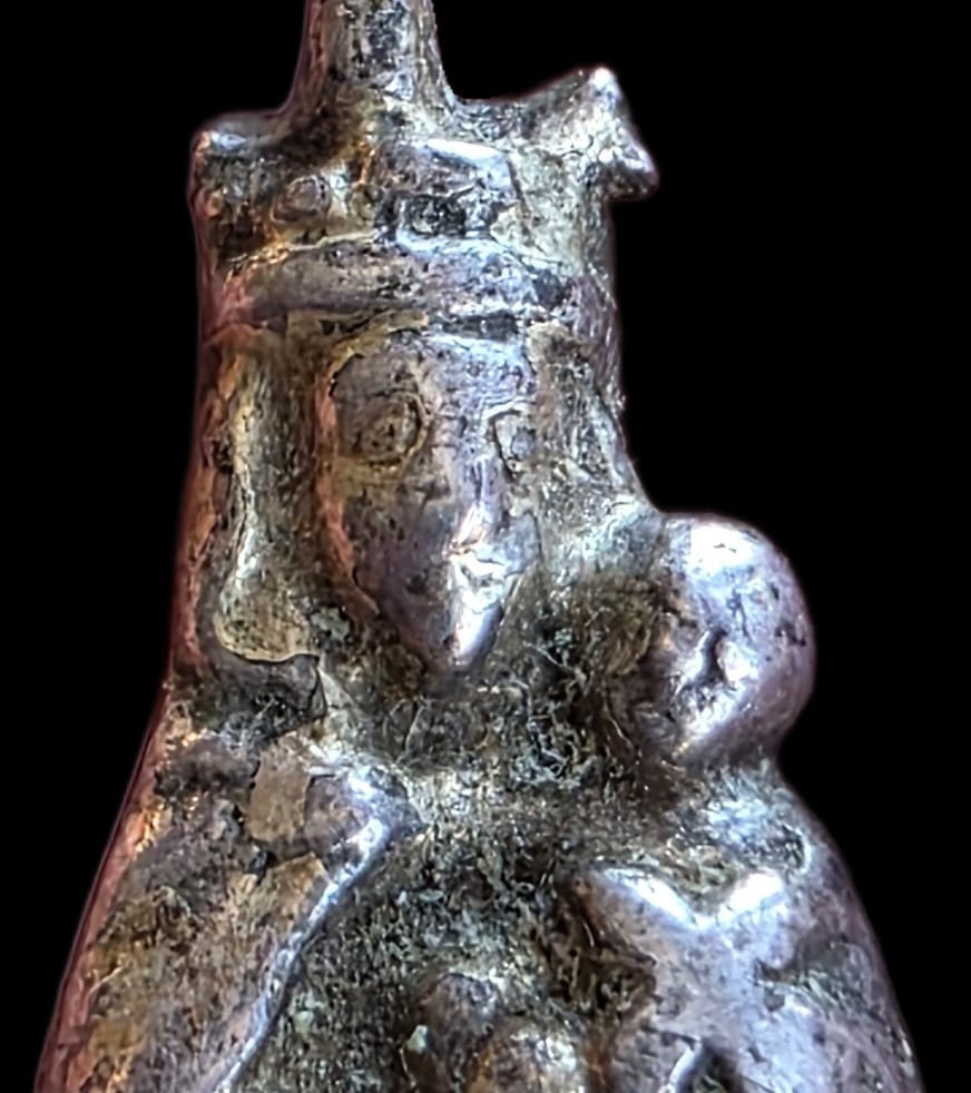 Fine Antique 18Th Century Silver Virgin Mary & Baby Jesus Pendant Ca 1700