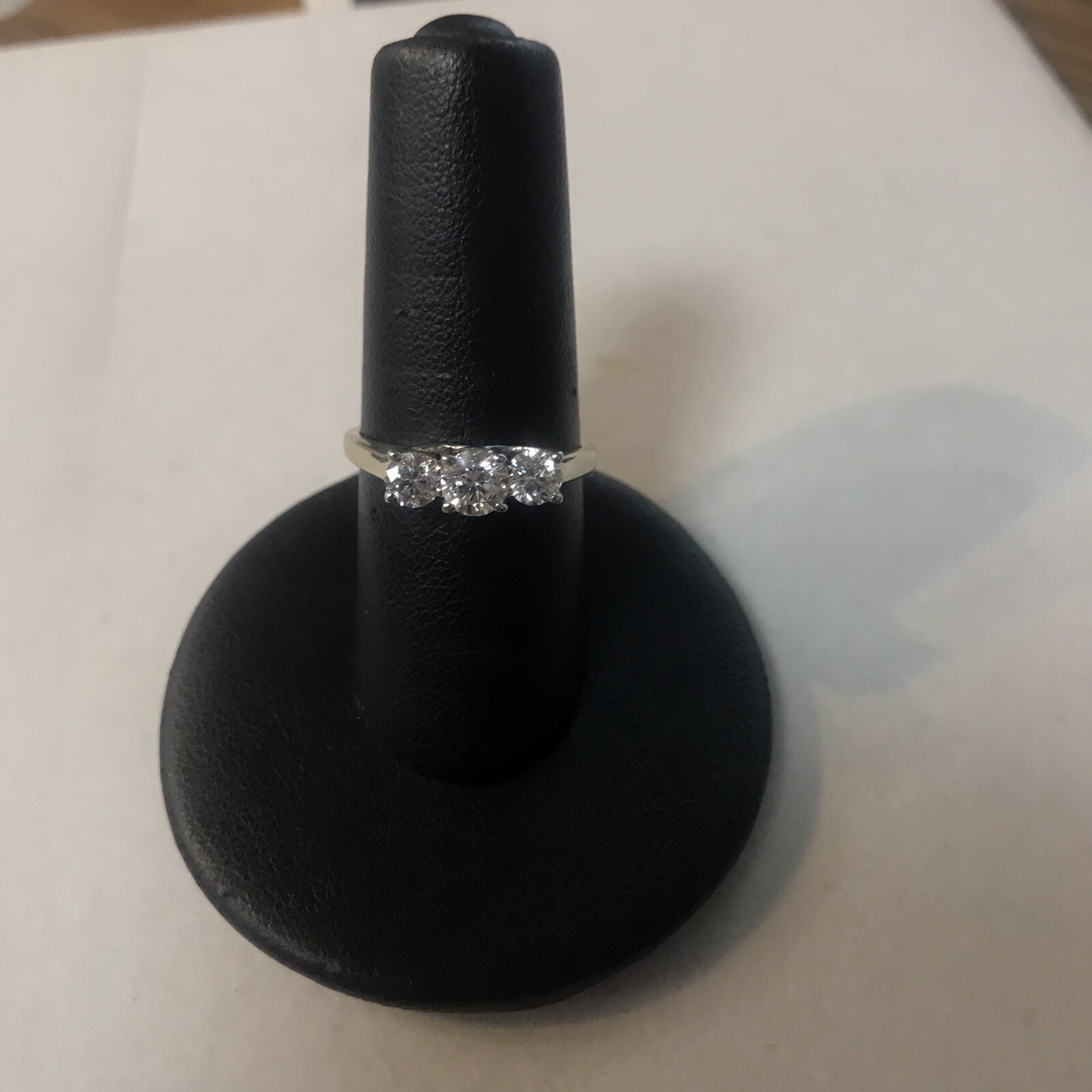 14K White Gold/Platinum 1.00CTW Three Stone Diamond Ring (H55)