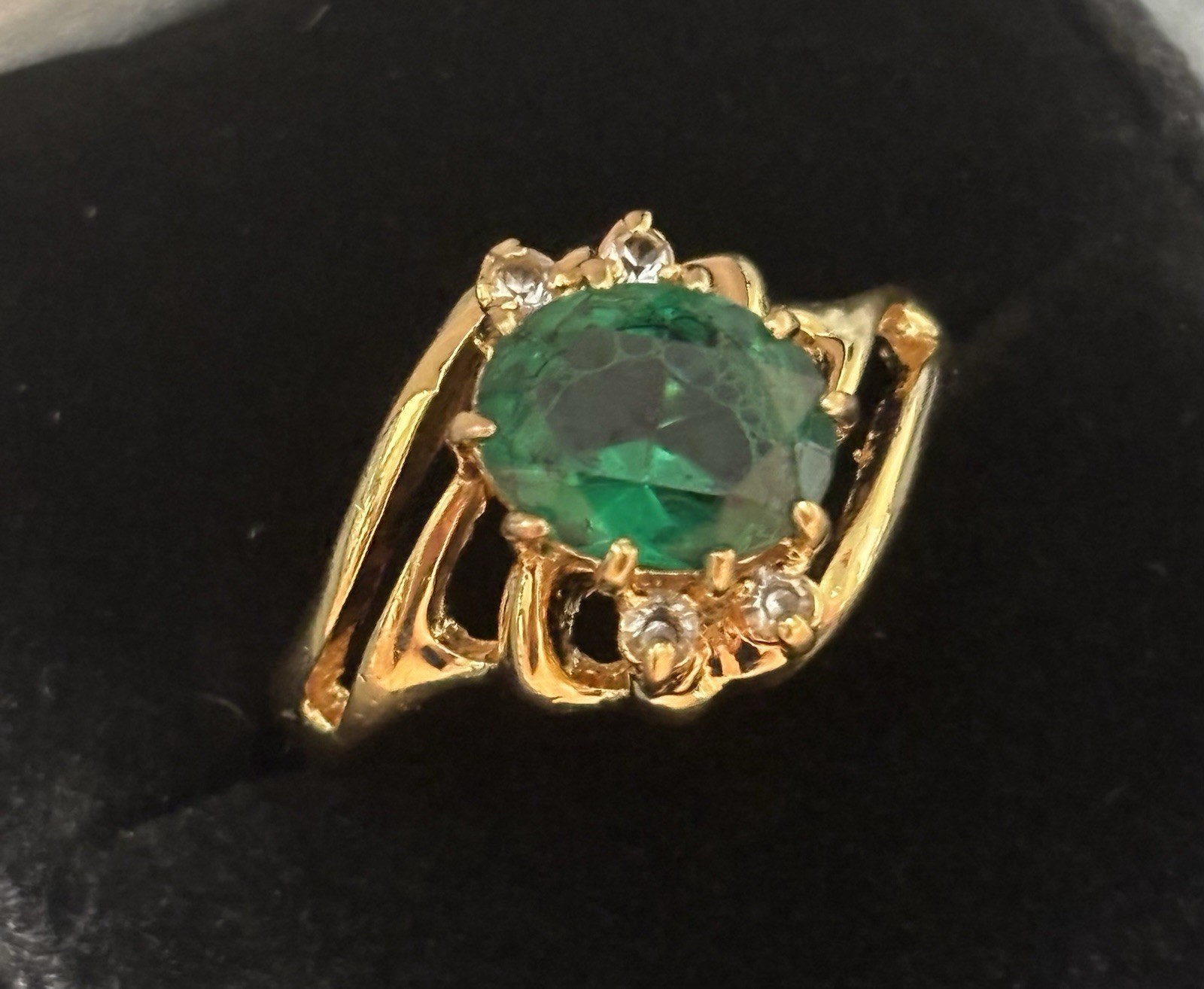 14k Yellow Gold Electroplate Emerald Green Crystal Cocktail Ring Large Size 10