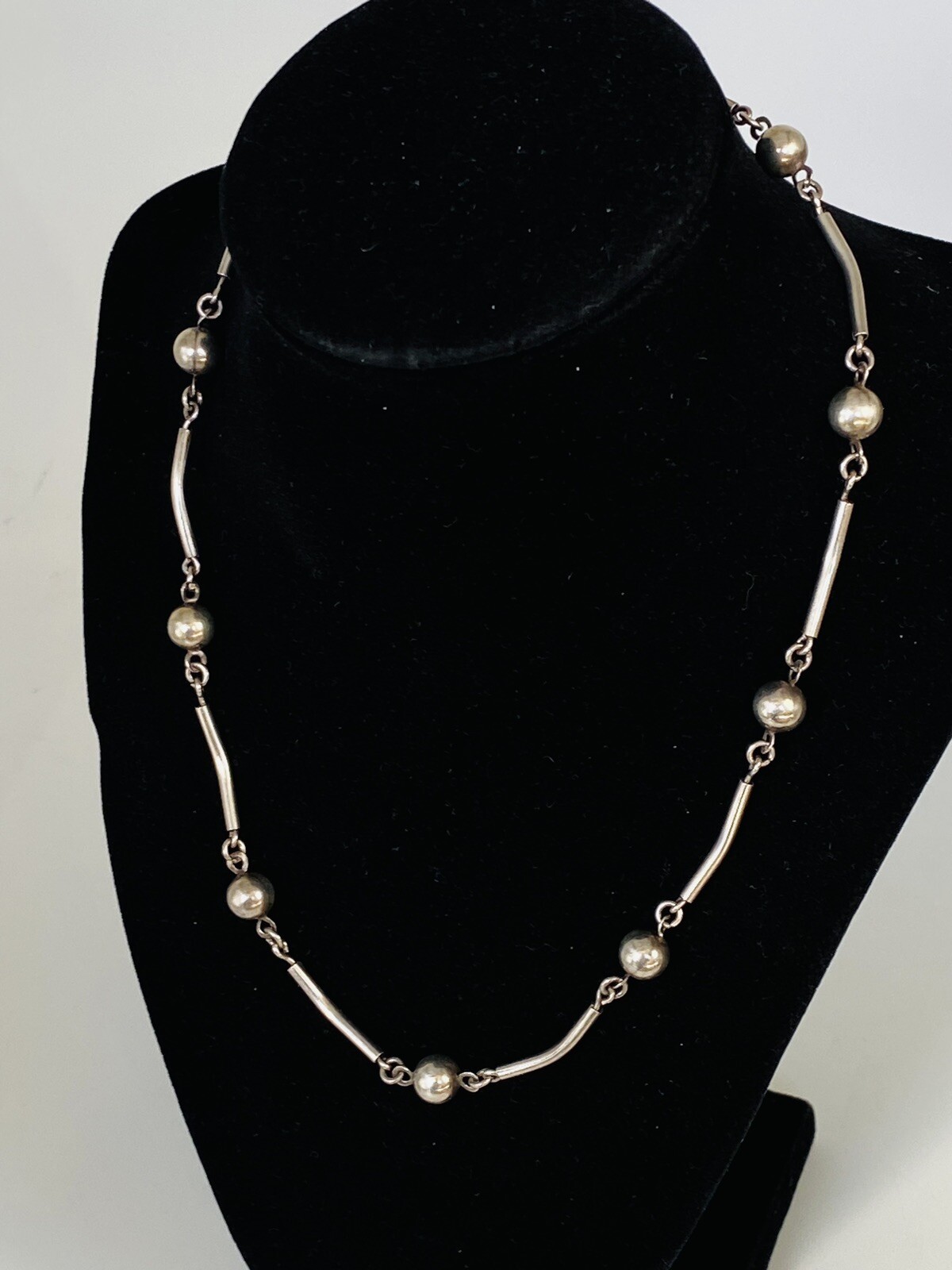 Vintage Sterling Silver Modernist Bar & Ball Bead Station Link Necklace 16-Grams