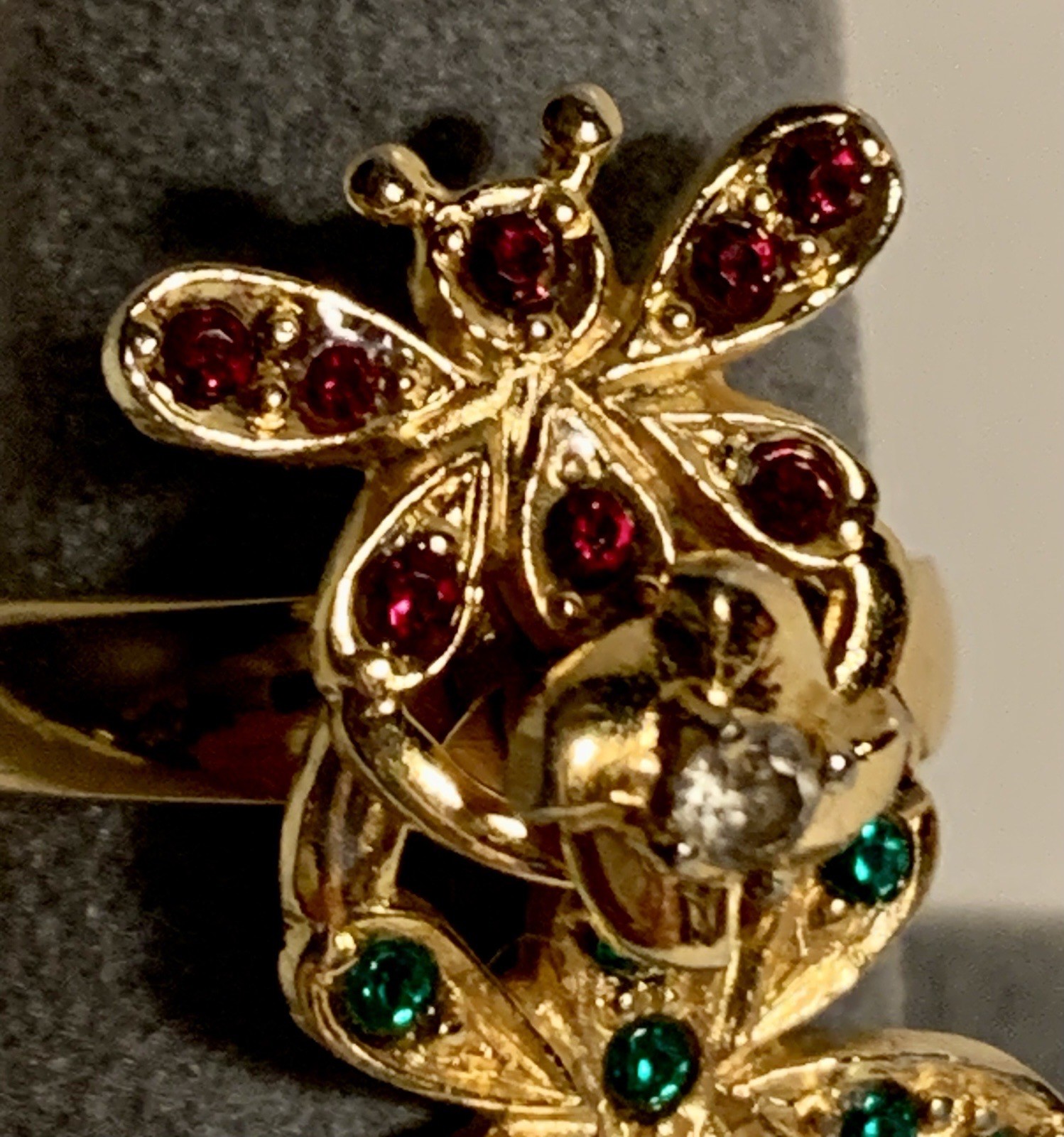 Gold Tone Spinning Butterfly Ring Rhinestone Red Green Gemstones Vintage