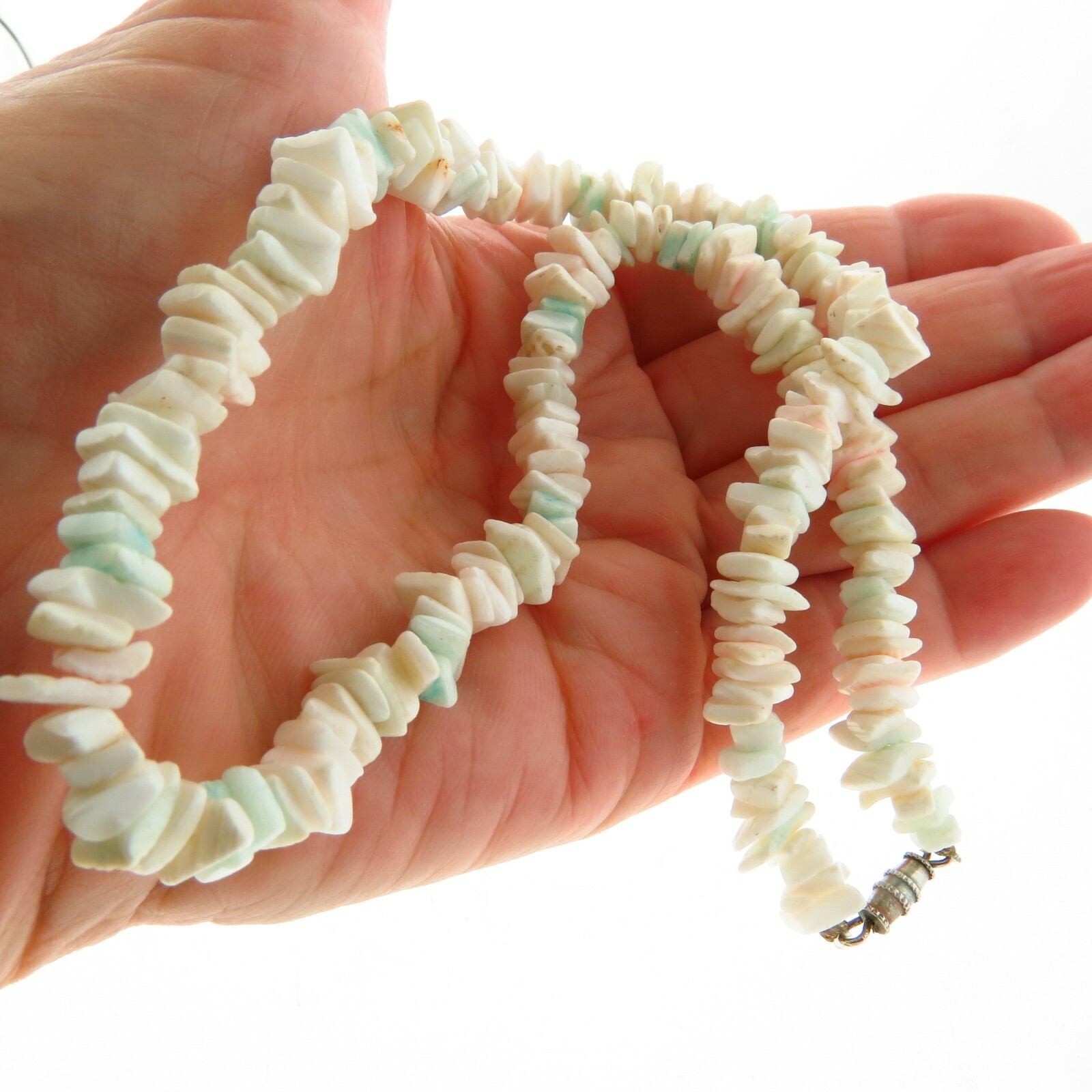 Vintage Shell Necklace 8mm 16.5 inch