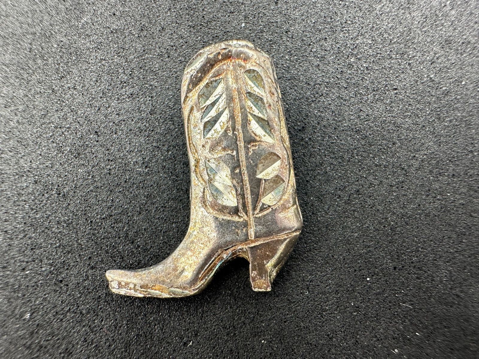 2.57g Vintage Sterling Silver 925 Cowboy Boot Leaf Inlay Pendant M