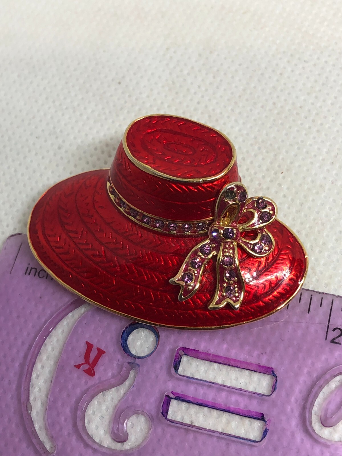 VINTAGE RED HAT SOCIETY ENAMEL MULTI COLORED RHINESTONES PIN BROOCH