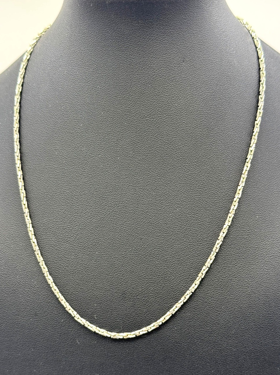 Vintage Monet Necklace Square Link Chain Silver Tone 18″ w/ Sister Clasp Signed