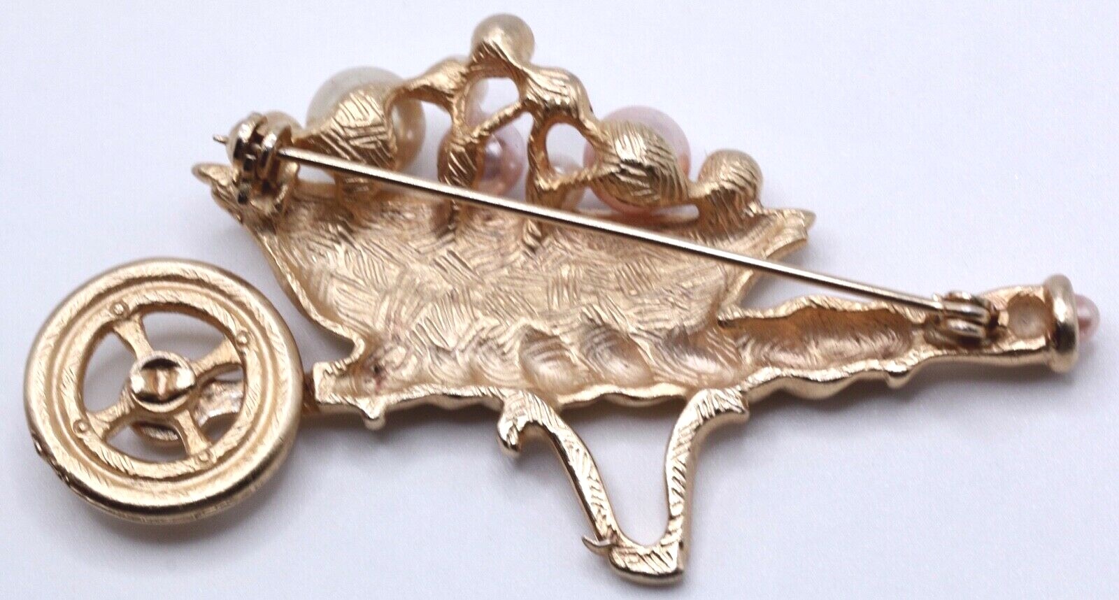 1928 Jewelry Vintage Style Wheelbarrow Brooch Pin Faux Pearl Pink White Crystal
