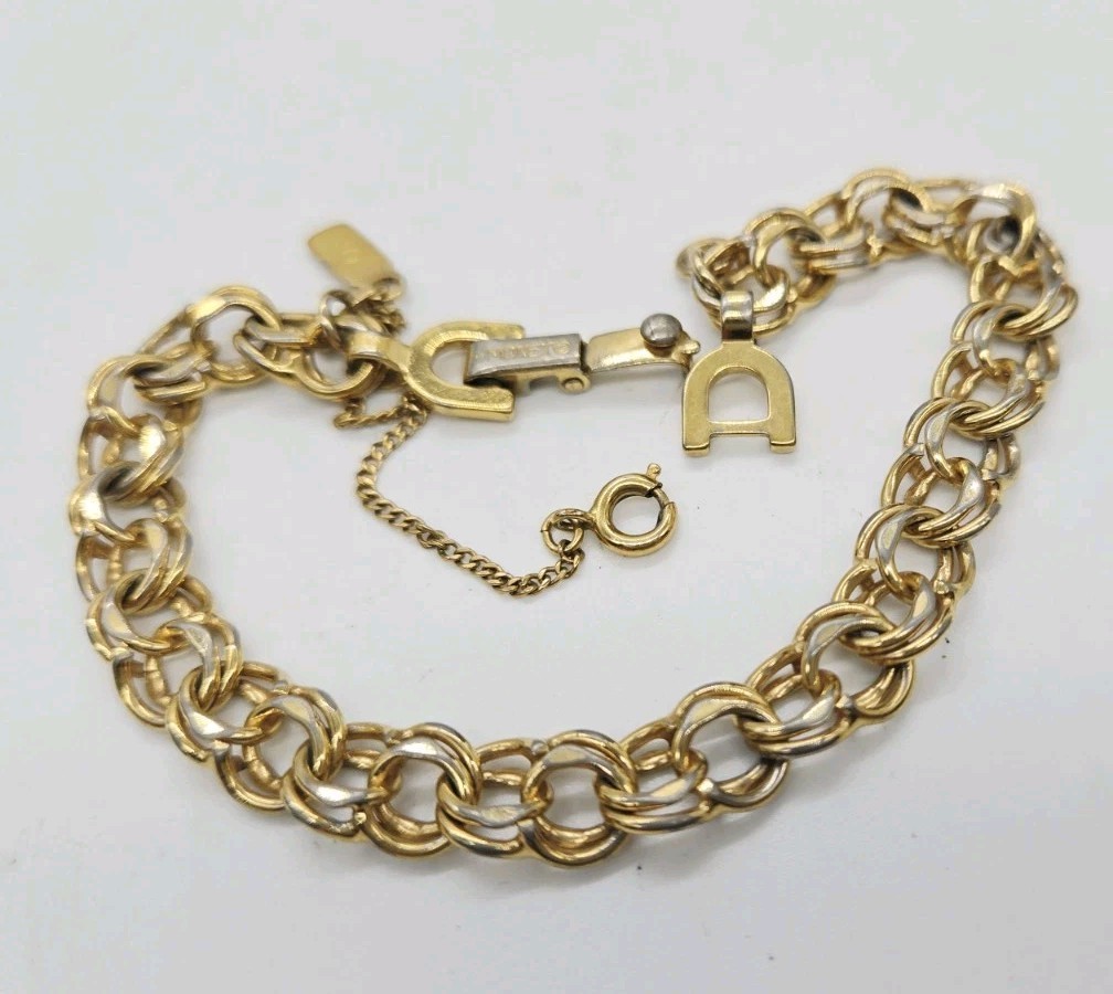 Monet Bracelet small Double Ring Gold Tone Chain Link Couture Vintage 7.25 in