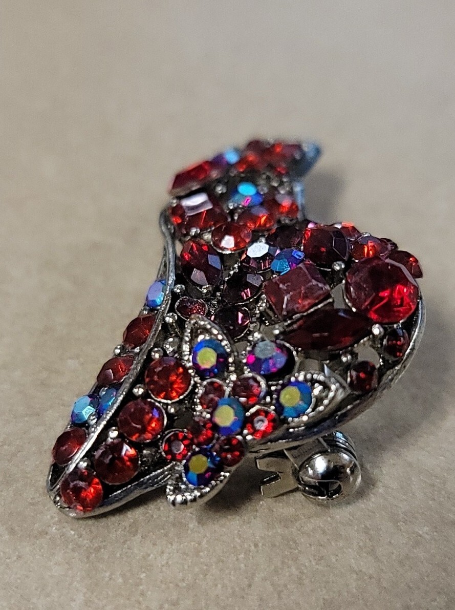 Vtg Red Hat Society Iridescent And Red Rhinestone Open Work Pin Brooch