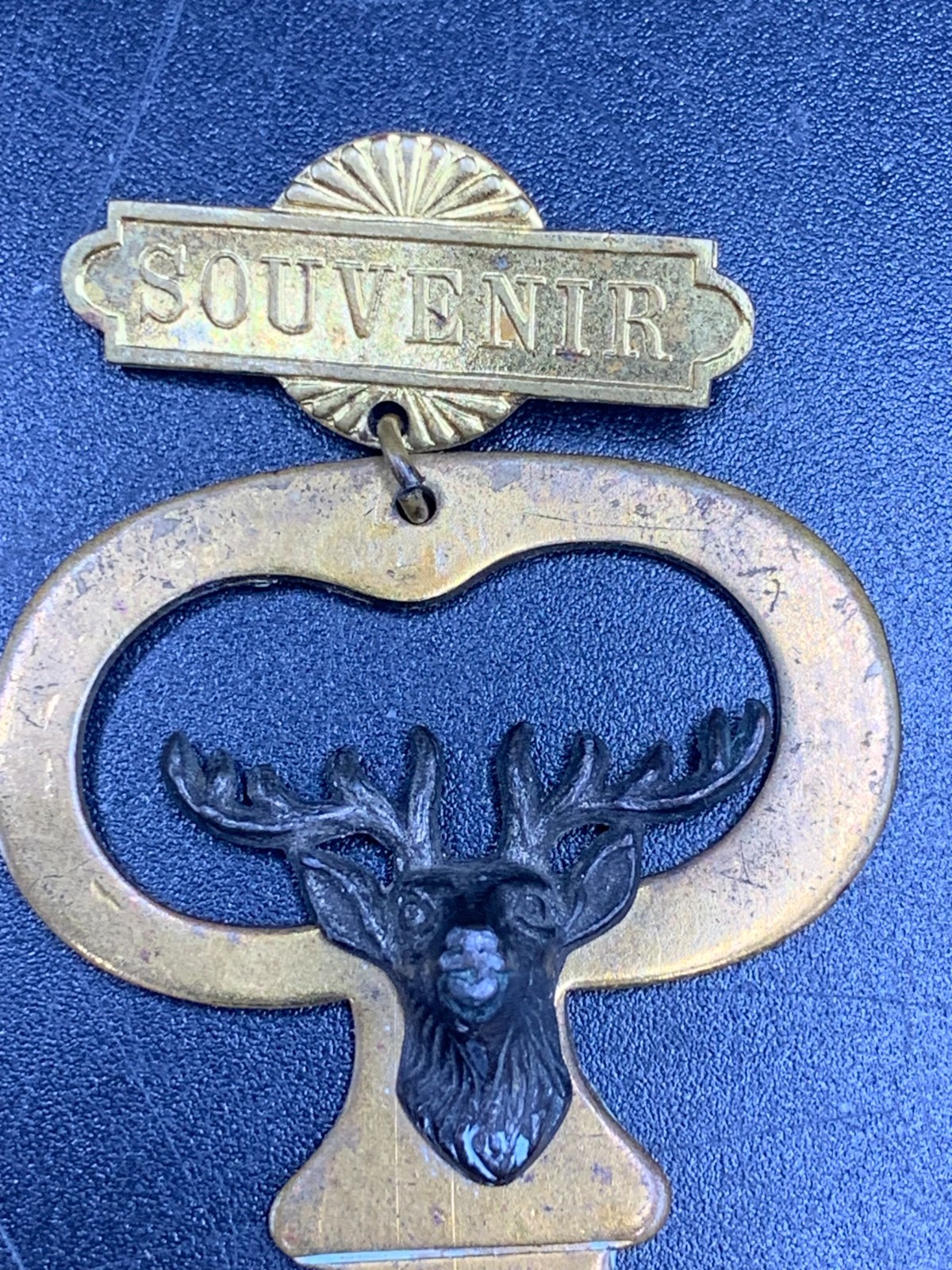 Antique MILWAUKEE 1901 souvenir brooch Key with deer /elk