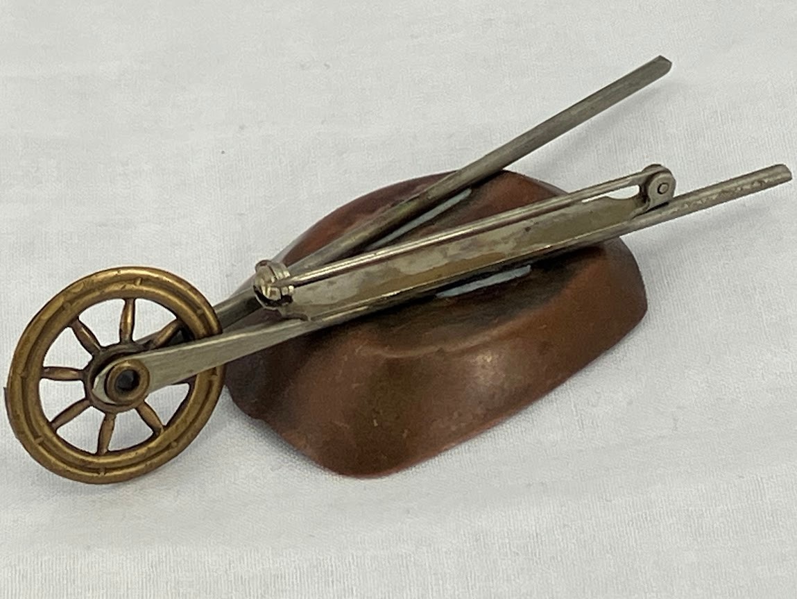 Vintage Copper Wheelbarrow Brooch Movable 3″ Pin