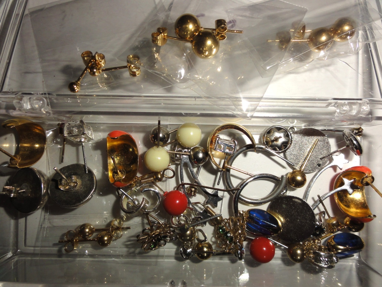 LOT of MISC JEWELRY — NOT JUNK! FOR THE COLLECTOR OR RESELLER OR CRAFTSPERSON!