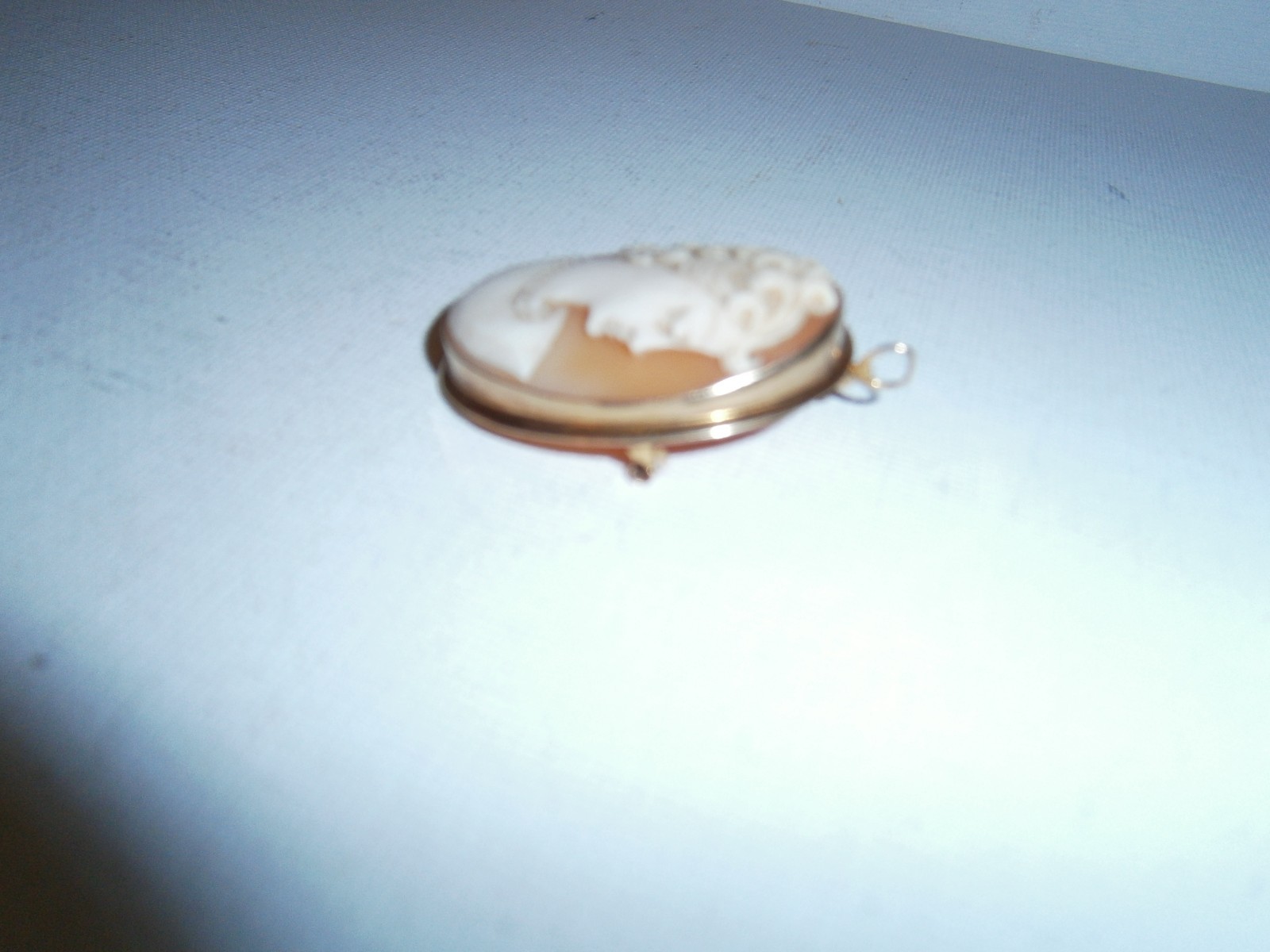 Vintage Gold Frame BDA Signed Conch Shell Victorian Cameo Brooch Pin Pendant