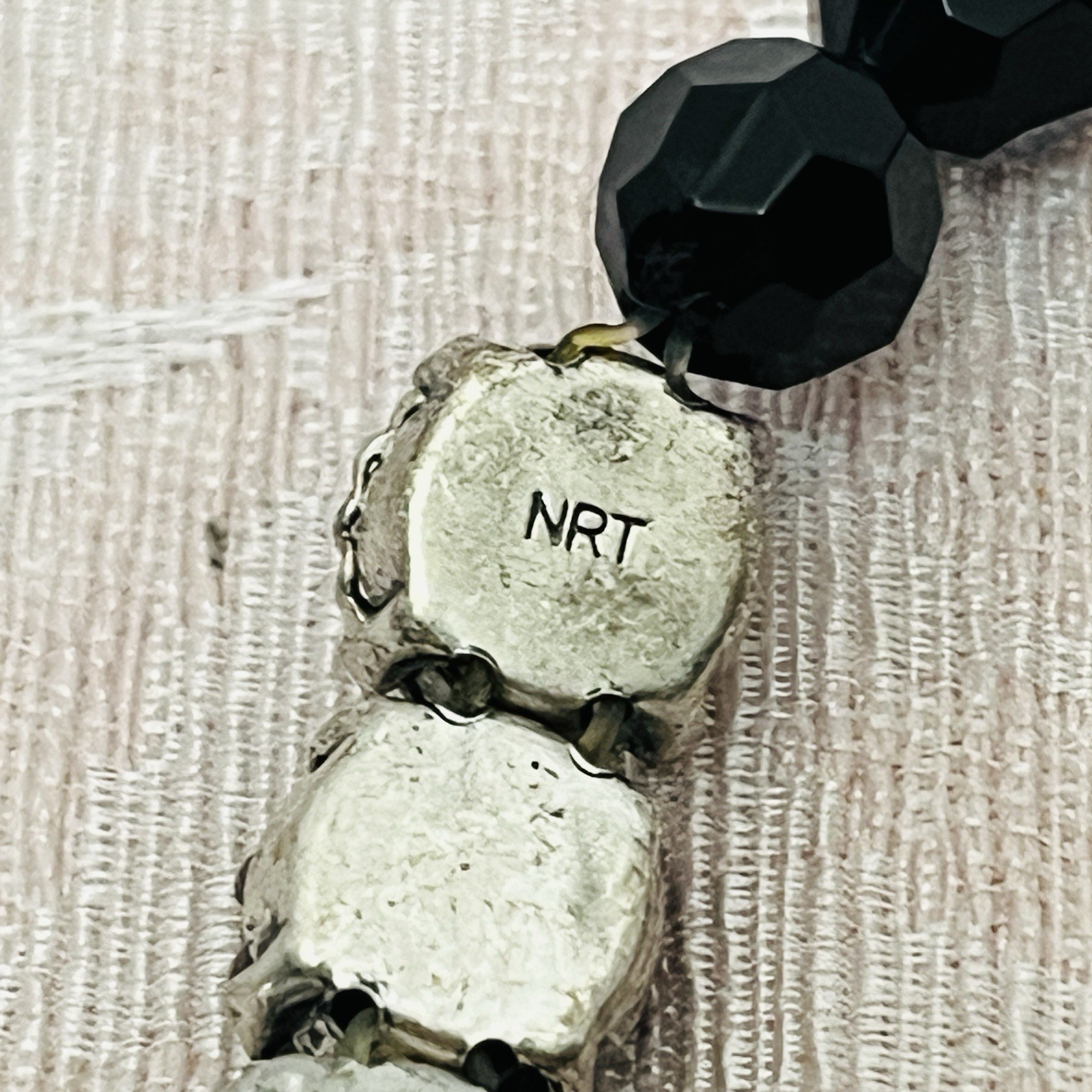 NRT Avon Black Mix Stack Bead Stretch Silver tone Crystals 7″ Floral Whimsy Goth