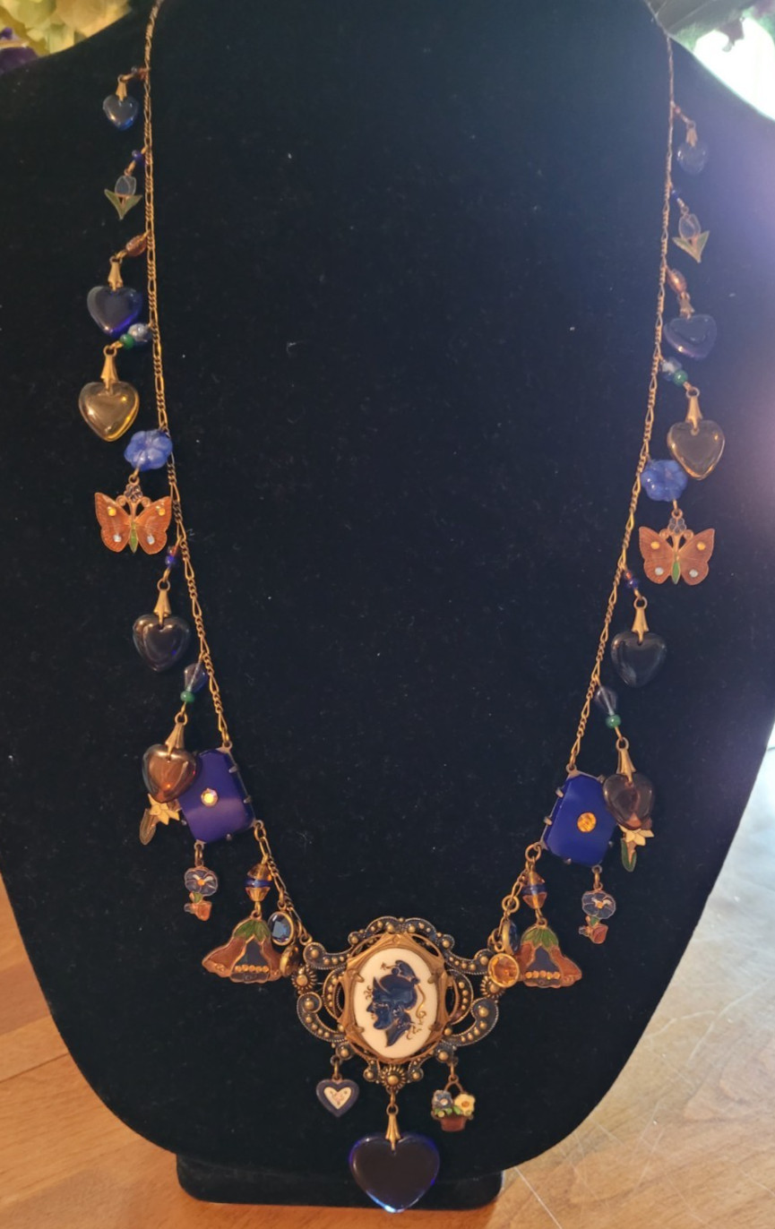Vintage Glass Works Studio Glass Hearts Enamel Charm Necklace FABULOUS!!