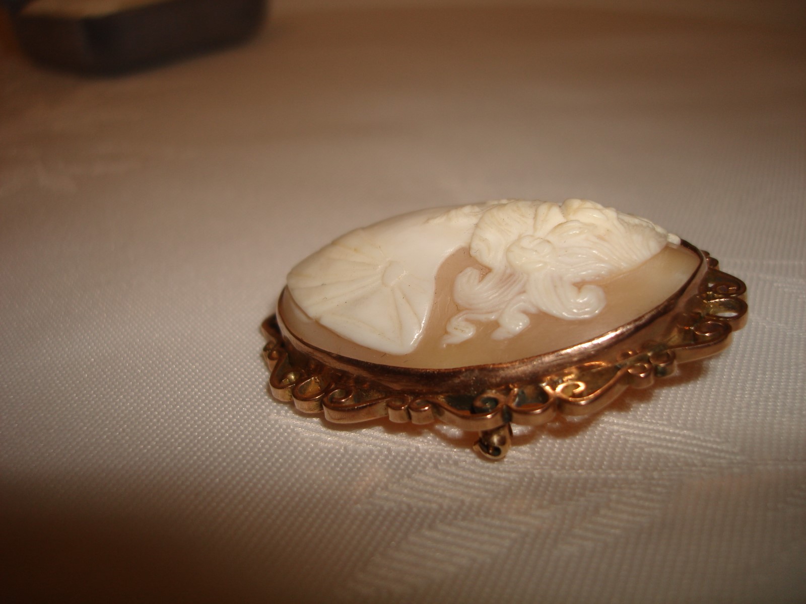 Antique Early 1900’s 10k Rose Gold Lady Shell Cameo 55.5 x 39mm Huge Pin Brooch