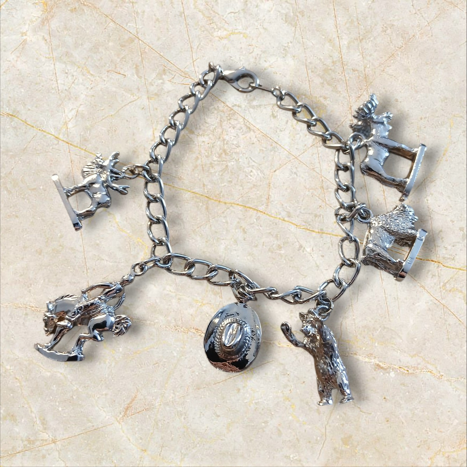 Charm Bracelet Silvertone Western Bronco Rider Moose Bison Cowboy Hat Bear