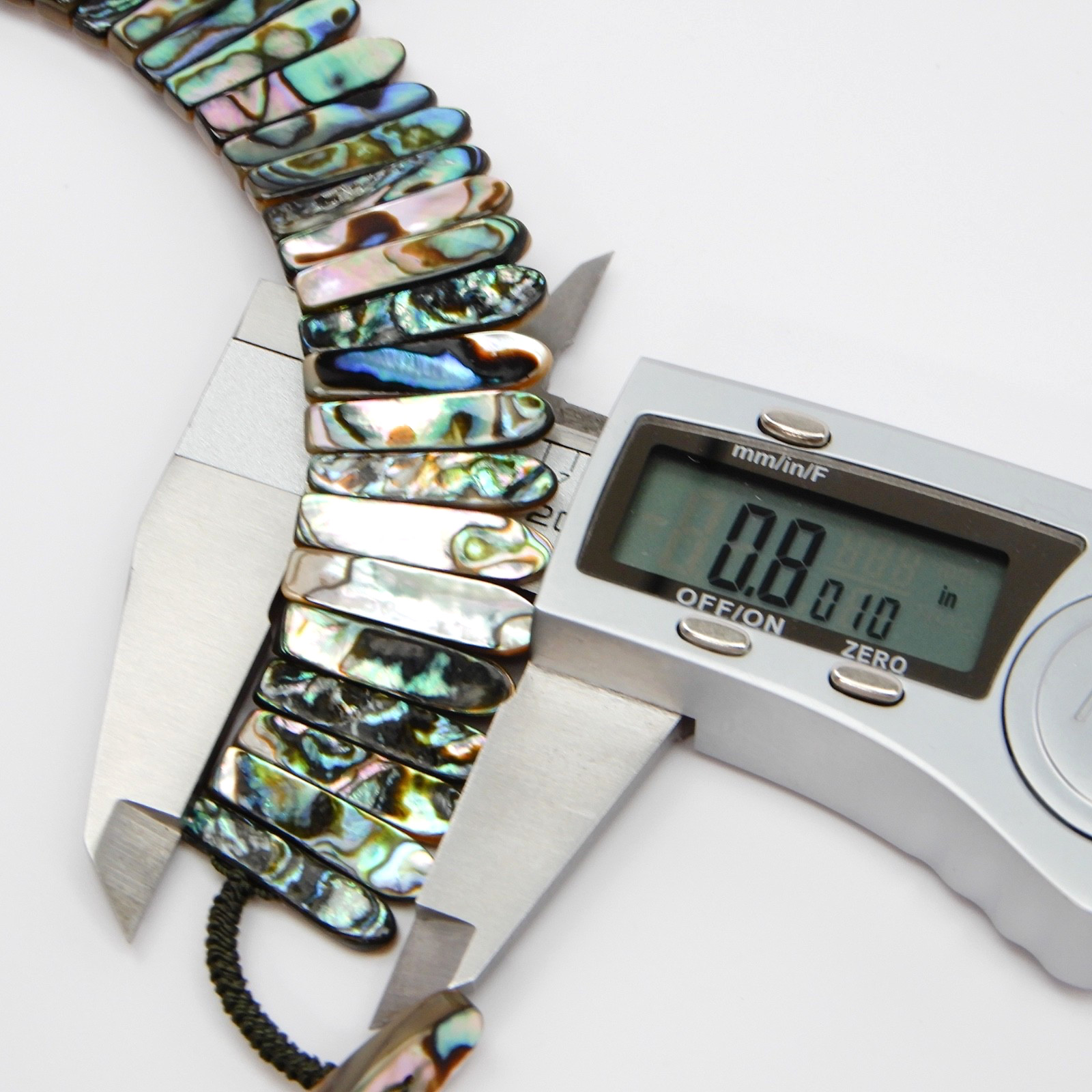 SAJEN Abalone Mother-of-Pearl MOP Necklace Reversible Choker Graduated Spike Bib