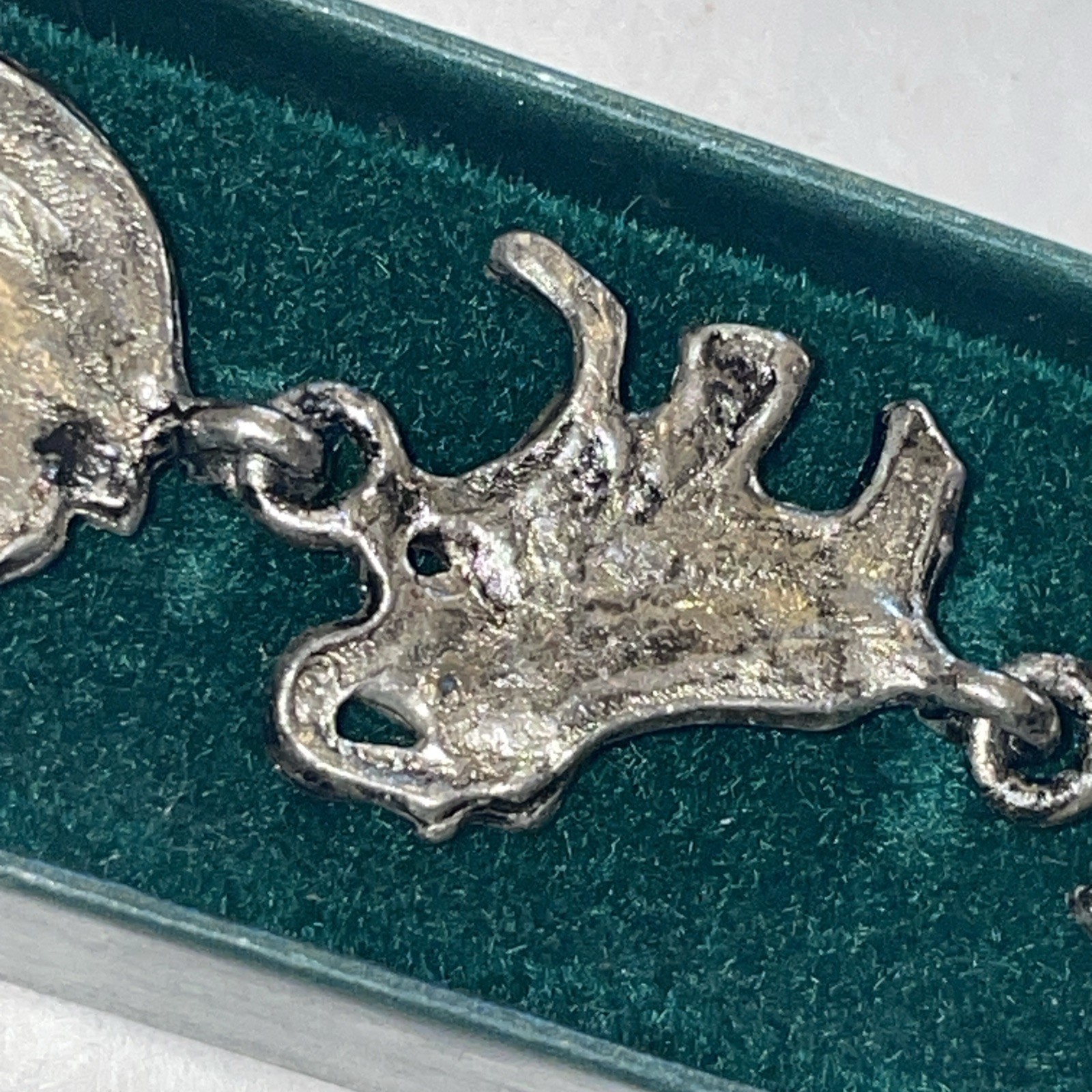 Vintage Genuine Paua Shell Bible Story Noah’s Ark 7.25″ Bracelet Sterling Silver