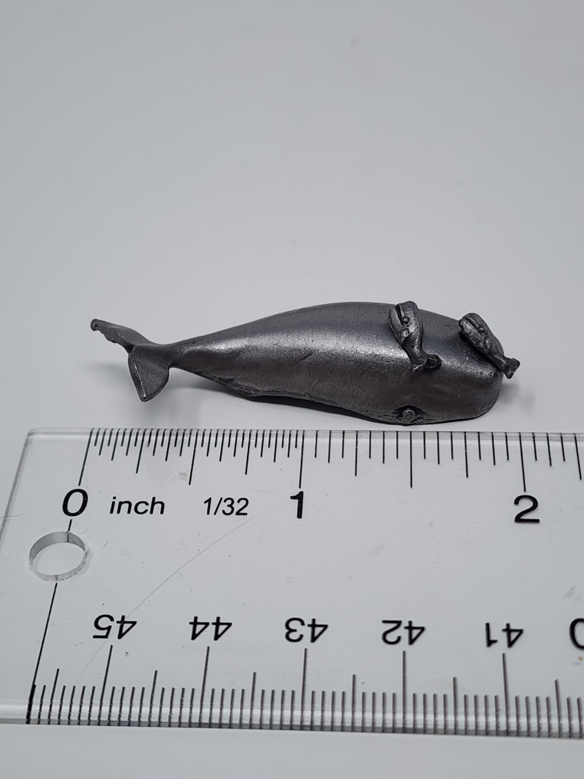 PEWTER WHALE JEWELRY BOX WITH MATCHING EARRINGS – UNIQUE GIFT OR DISPLAY PIECE