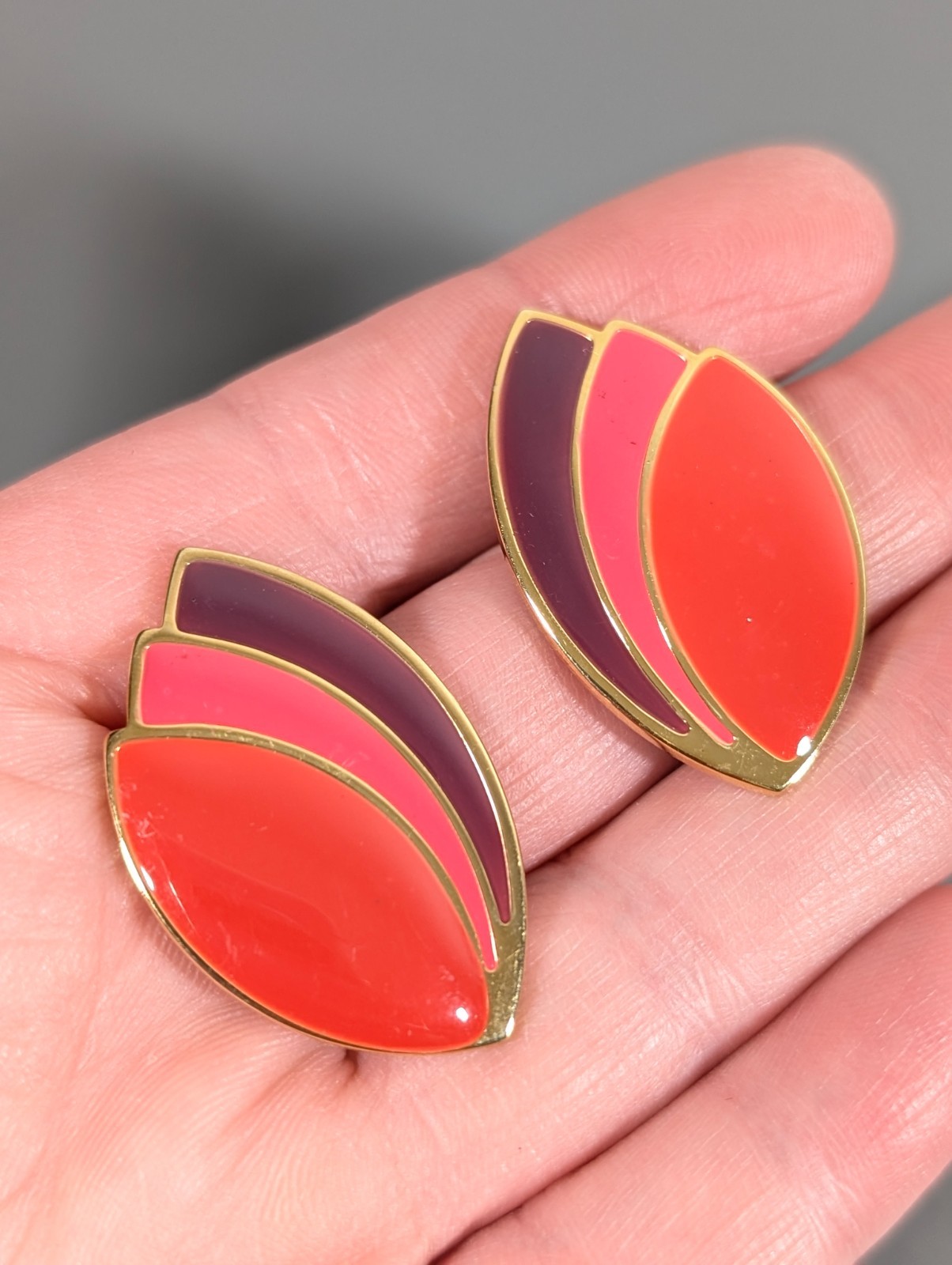 Purple Pink Red Ombre Enamel Leaf Drop Earrings Bold Retro Coastal Chic Pierced