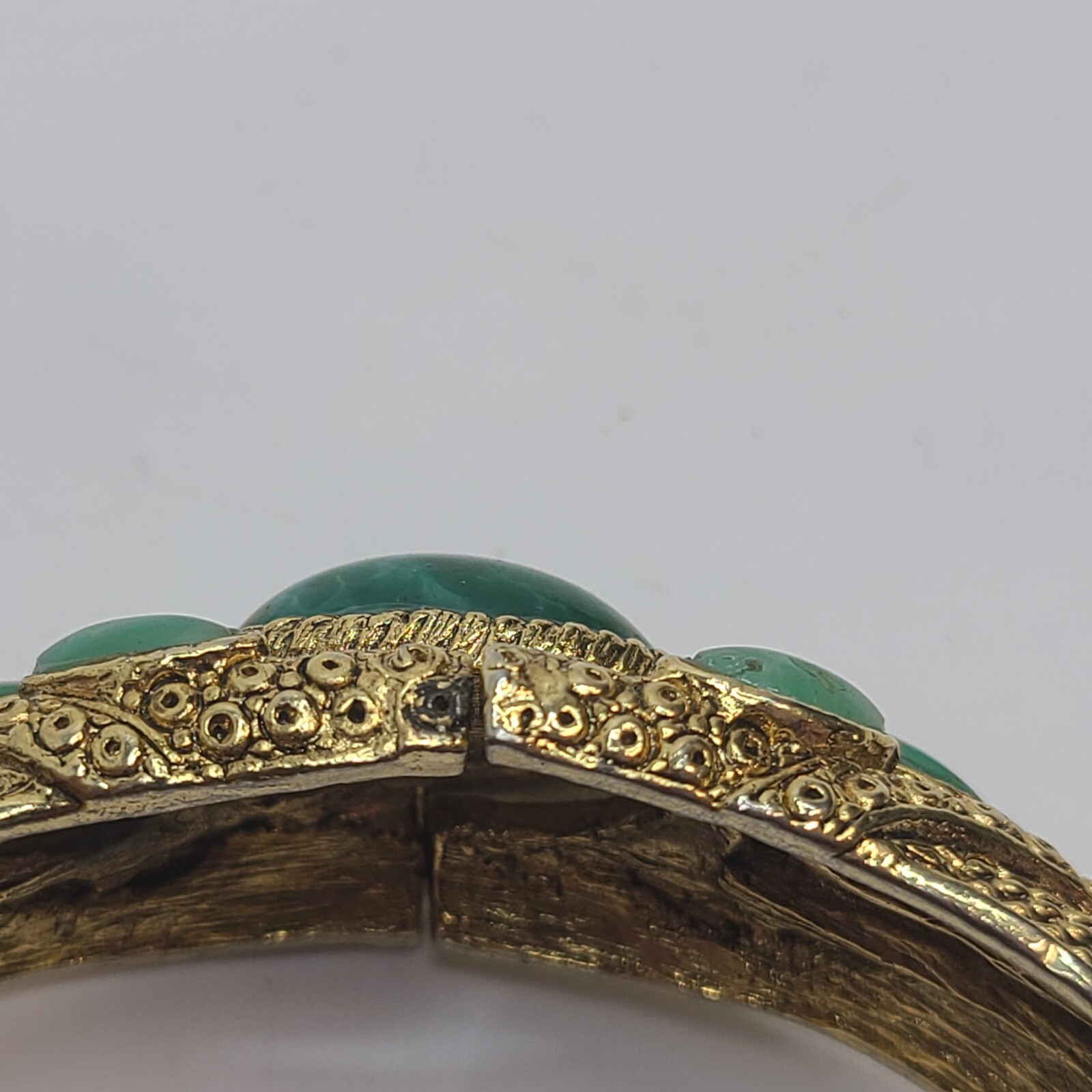 Gorgeous Vintage Hobe Bracelet Green Poured Glass Rhinestone Gold Tone Finish
